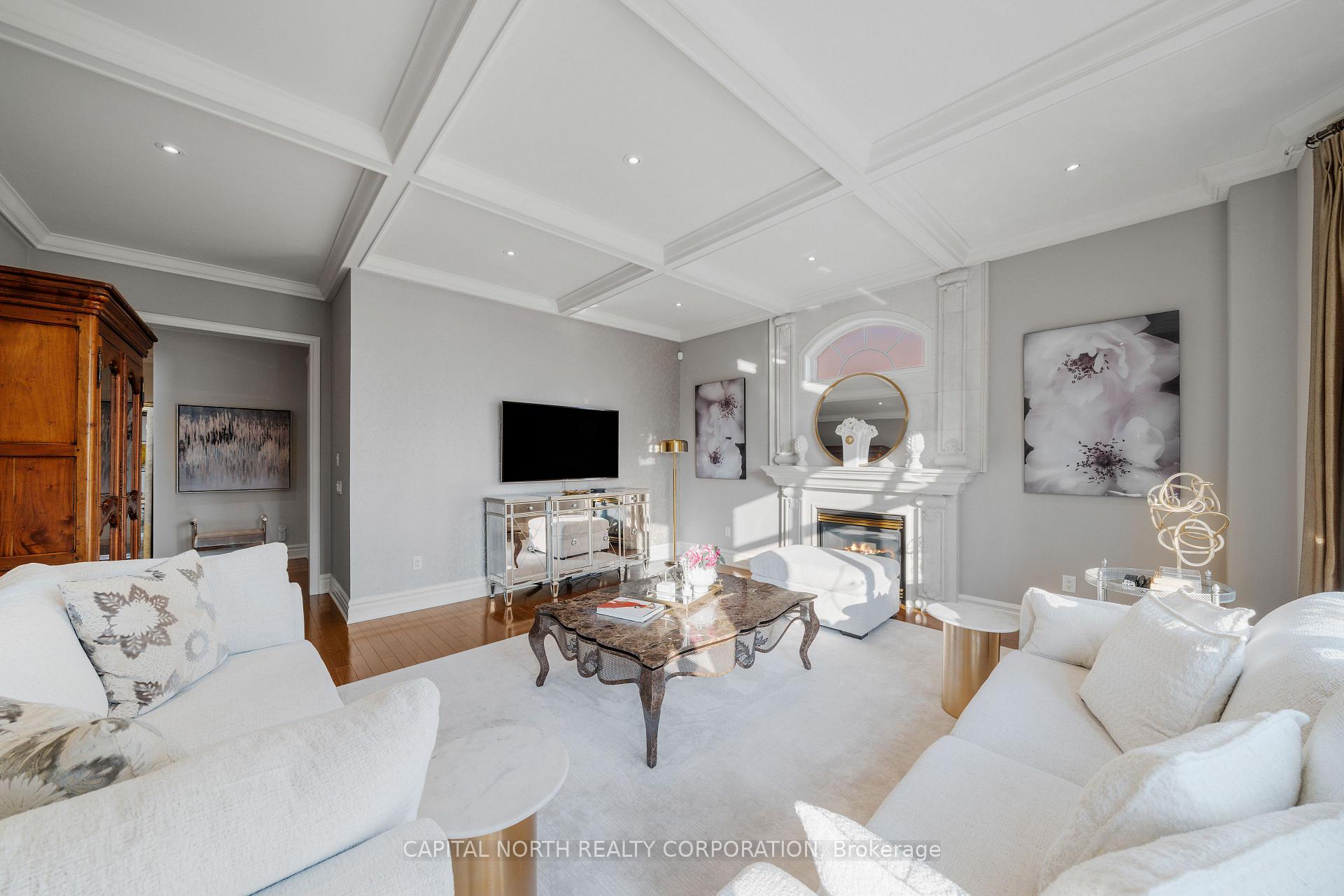 Photo 13 of 166 Weaver Court, Vaughan, Kleinburg — HOMEH