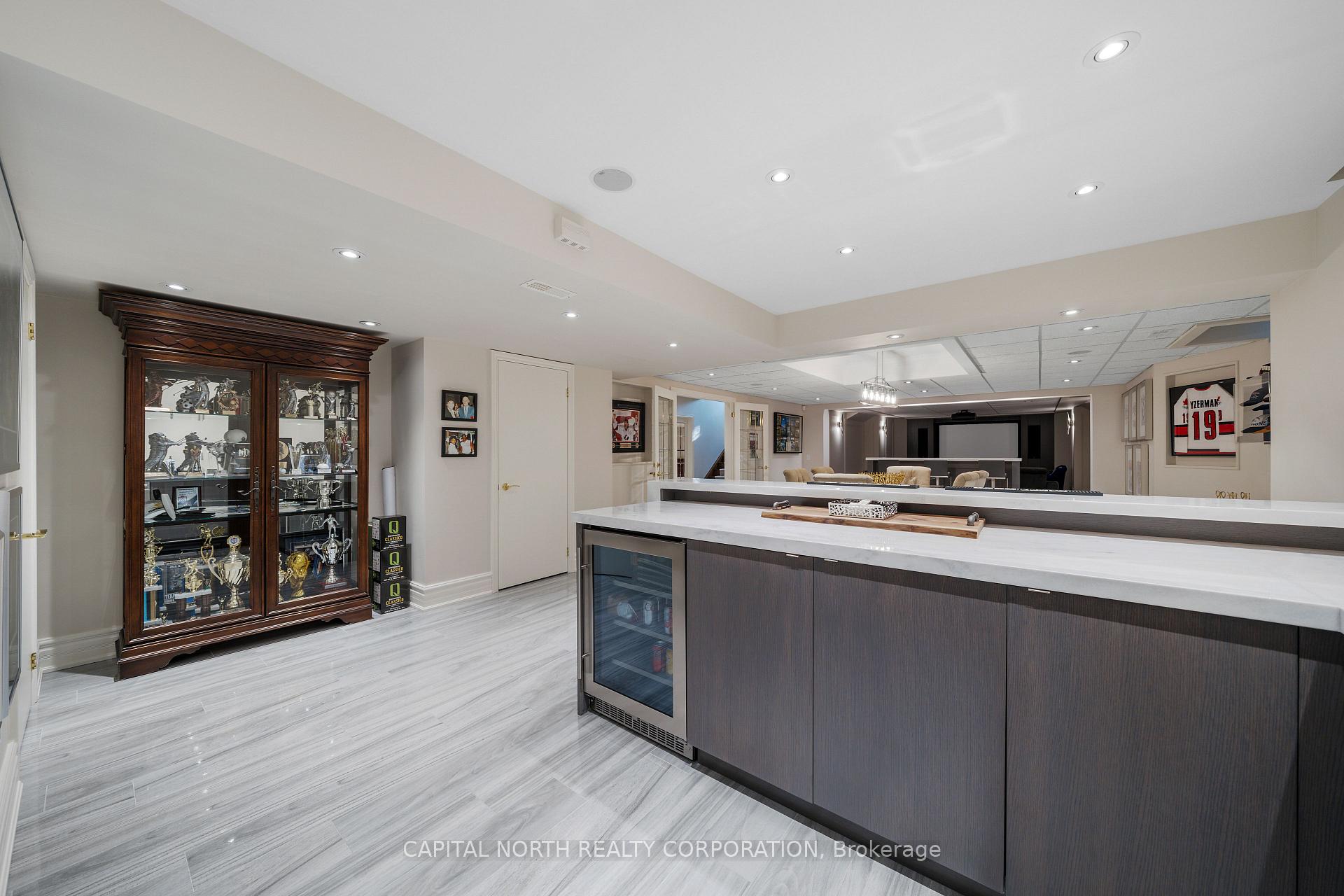 Photo 37 of 166 Weaver Court, Vaughan, Kleinburg — HOMEH