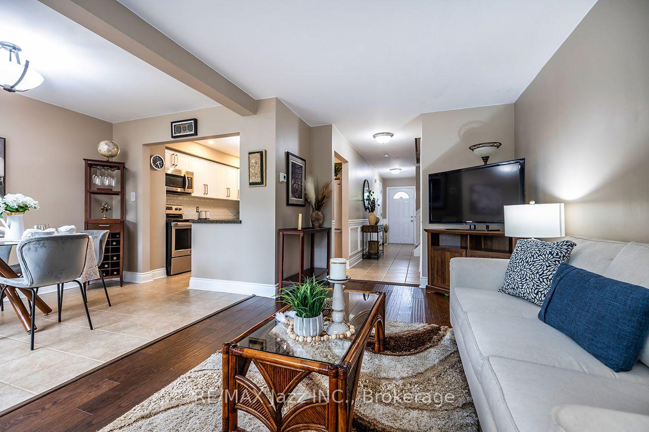 Photo 9 of Unit 3, 1330 Trowbridge Drive, Oshawa, Centennial — HOMEH