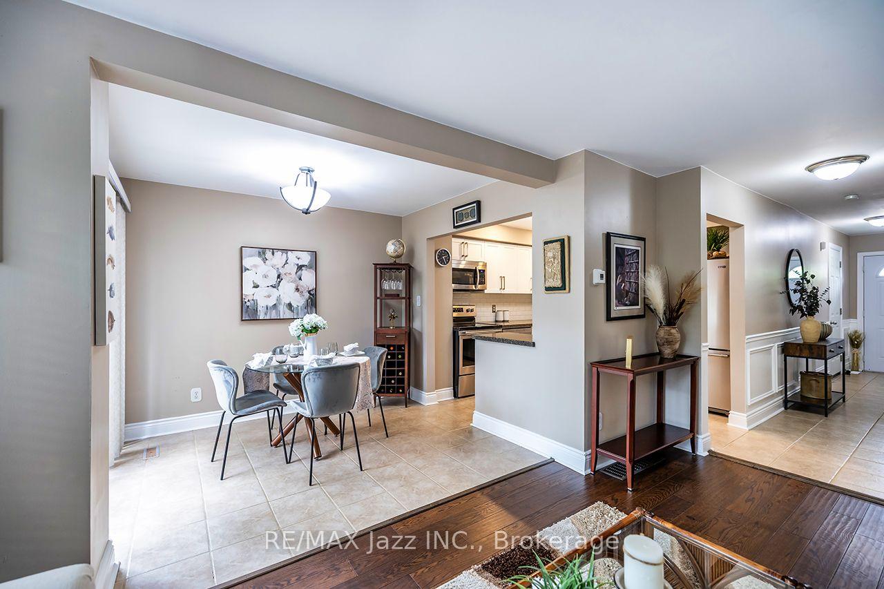 Photo 11 of Unit 3, 1330 Trowbridge Drive, Oshawa, Centennial — HOMEH