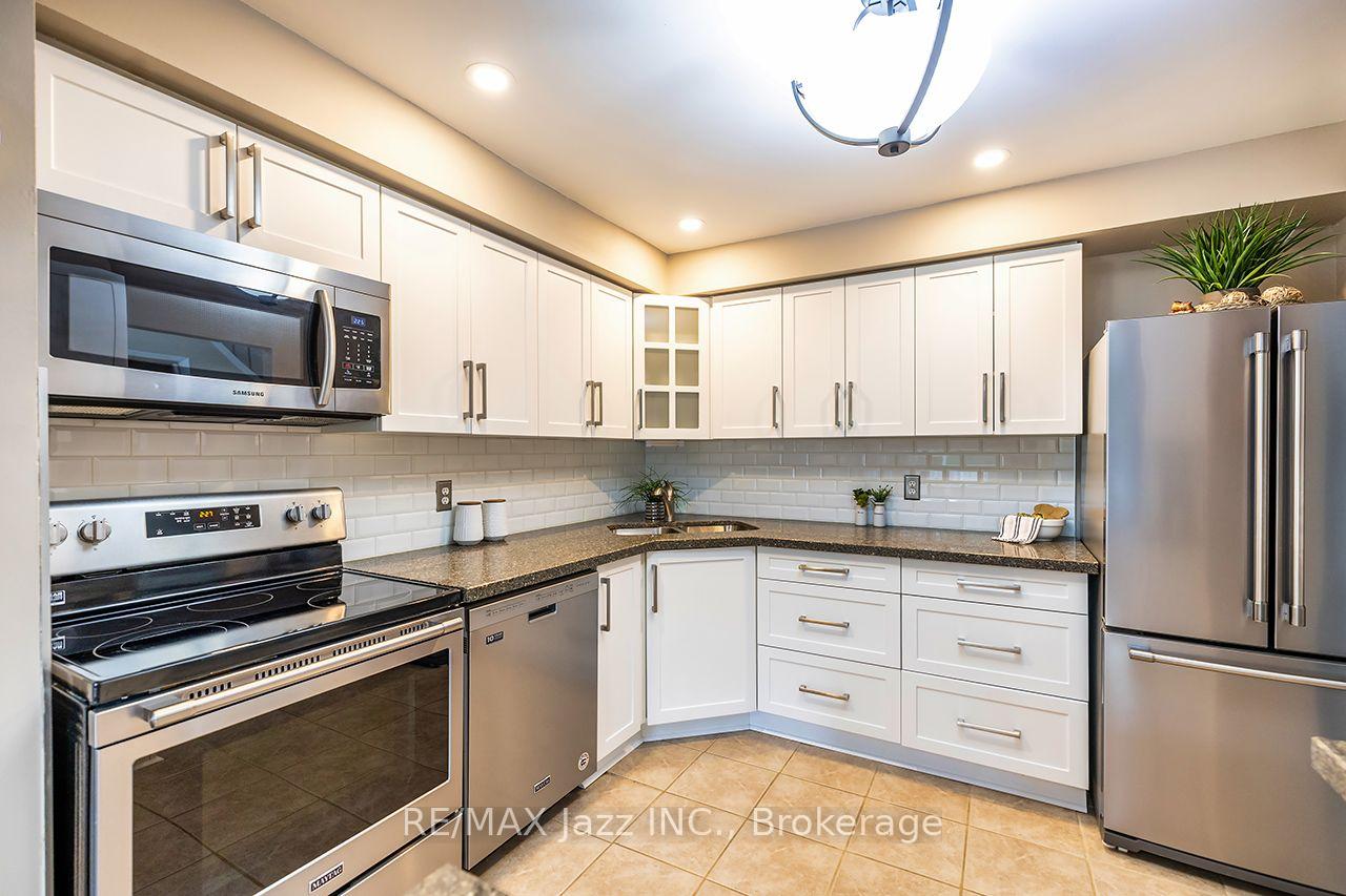 Photo 16 of Unit 3, 1330 Trowbridge Drive, Oshawa, Centennial — HOMEH