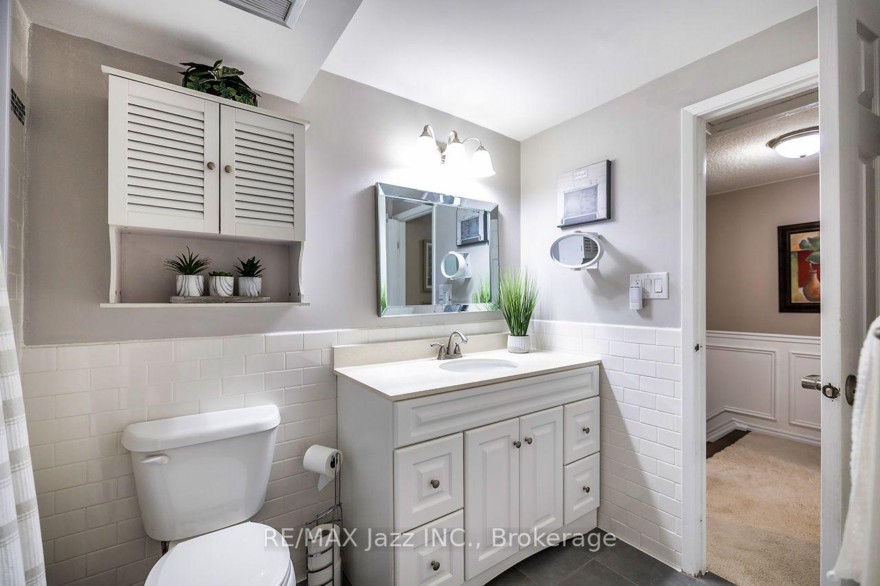 Photo 23 of Unit 3, 1330 Trowbridge Drive, Oshawa, Centennial — HOMEH