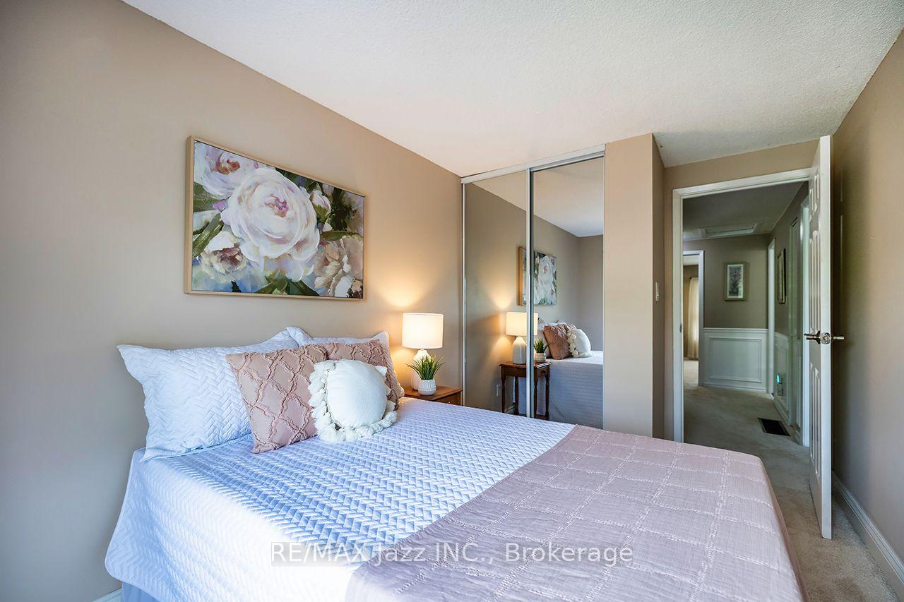 Photo 26 of Unit 3, 1330 Trowbridge Drive, Oshawa, Centennial — HOMEH