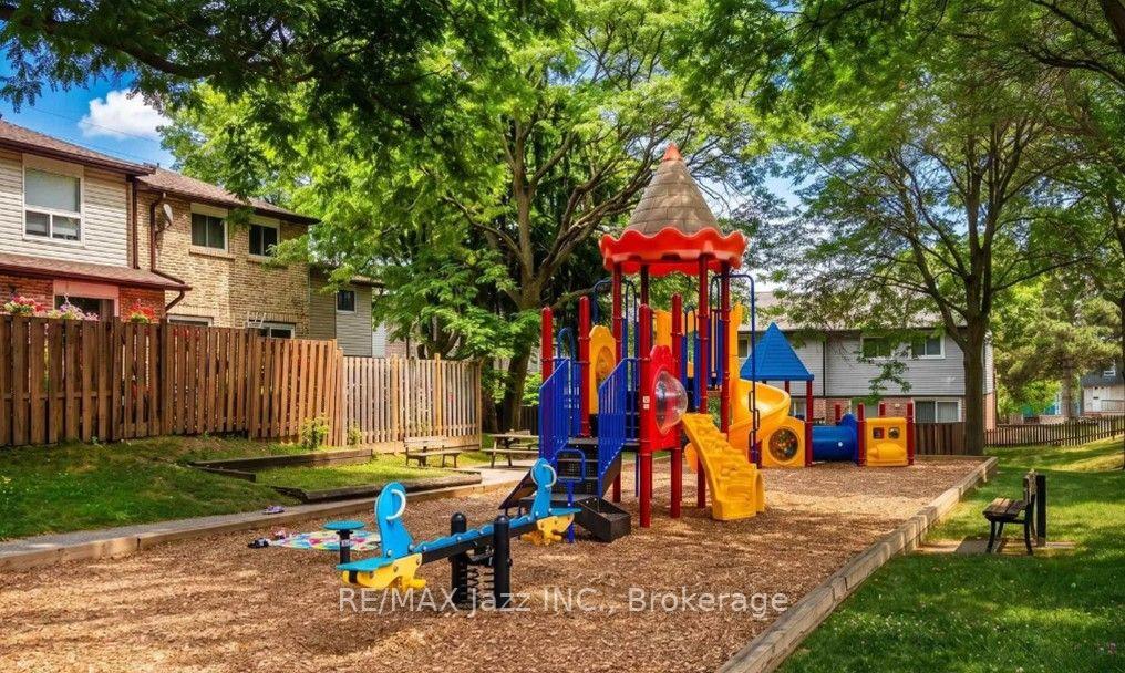 Photo 36 of Unit 3, 1330 Trowbridge Drive, Oshawa, Centennial — HOMEH