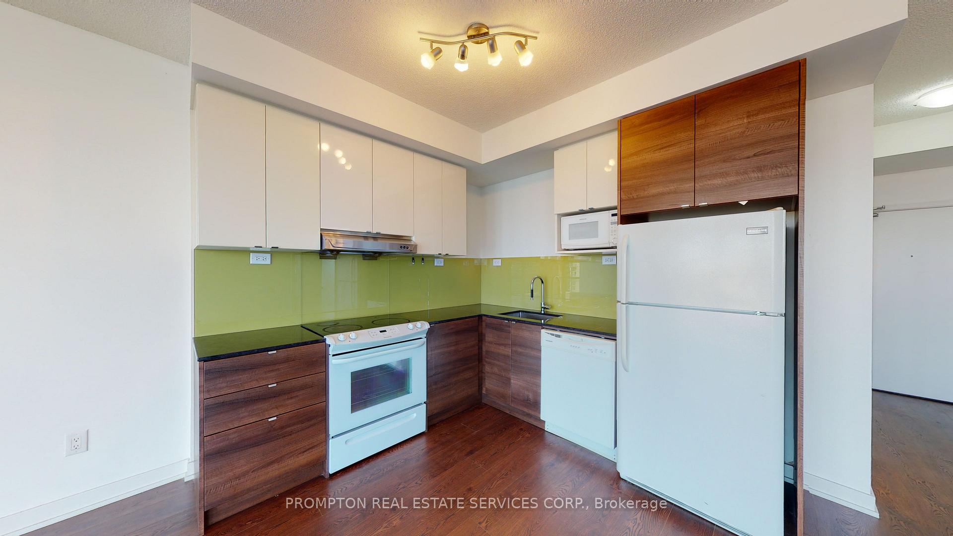 Photo 8 of Unit 2901, 121 Mcmahon Drive, North York, Bayview Village — HOMEH