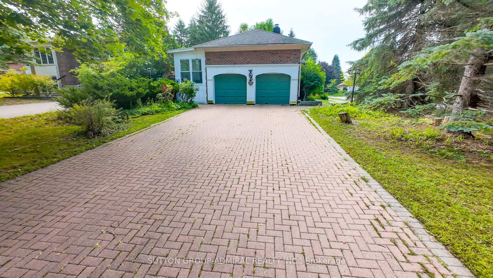 Photo of 284 Murray Drive