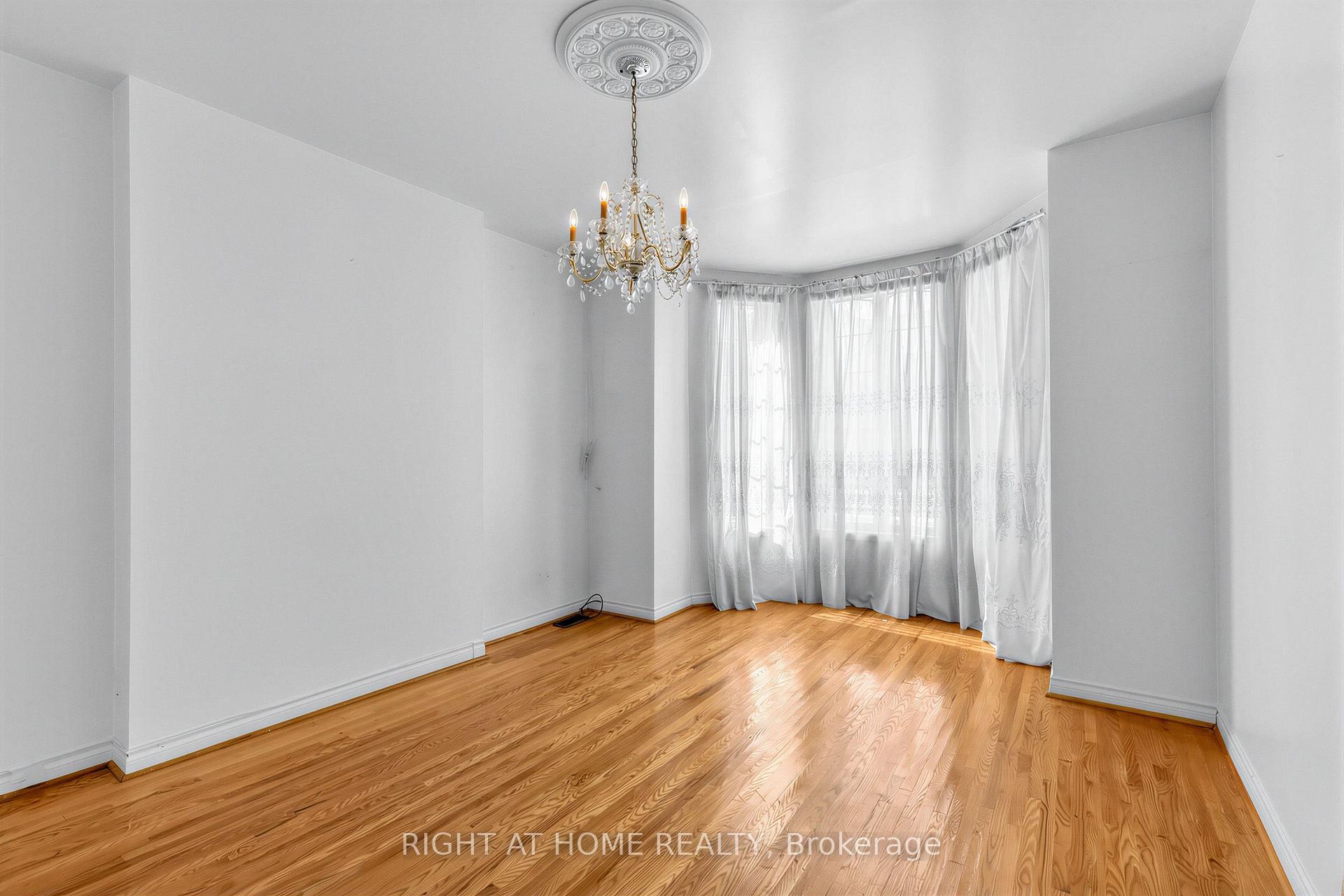 Photo 5 of 147 Dovercourt Road, Toronto, Trinity-Bellwoods — HOMEH