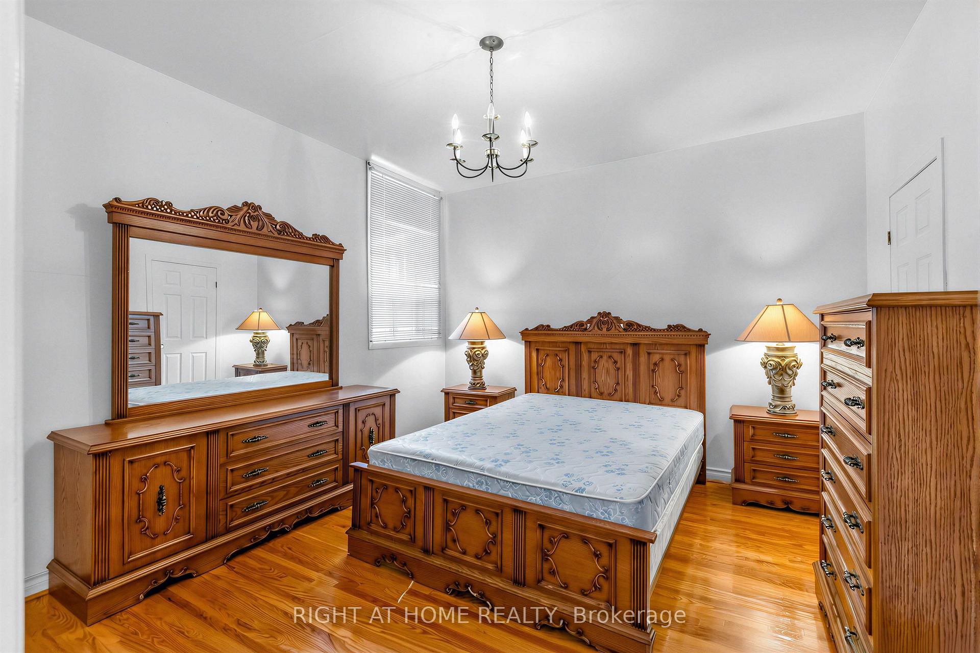 Photo 10 of 147 Dovercourt Road, Toronto, Trinity-Bellwoods — HOMEH