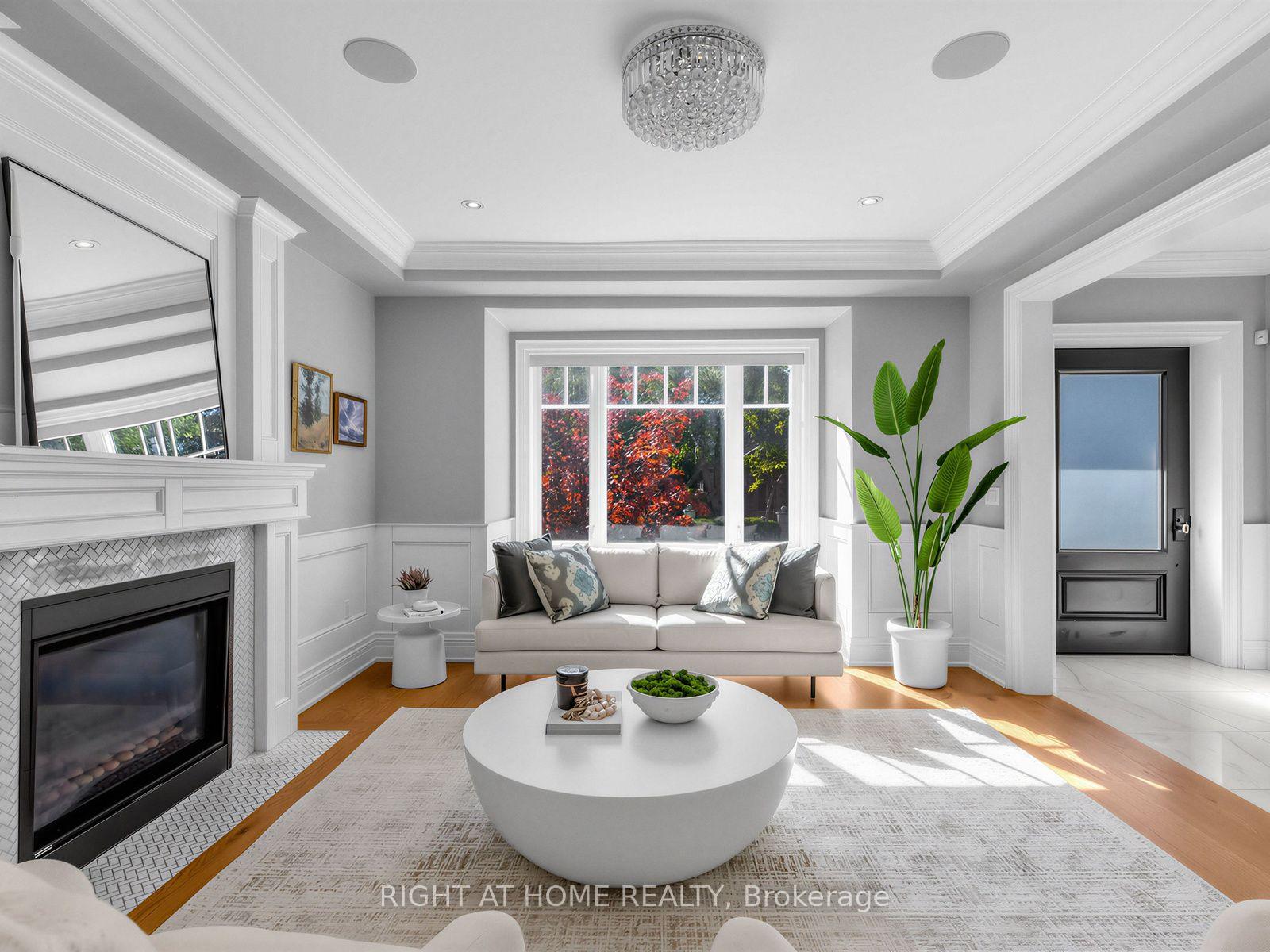 Photo 4 of 204 Glen Road, Toronto, Rosedale-Moore Park — HOMEH