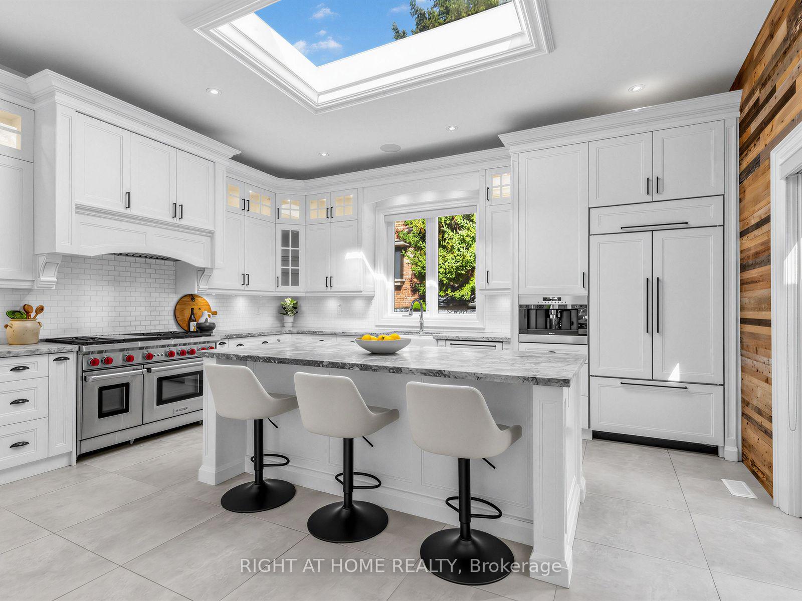 Photo 10 of 204 Glen Road, Toronto, Rosedale-Moore Park — HOMEH
