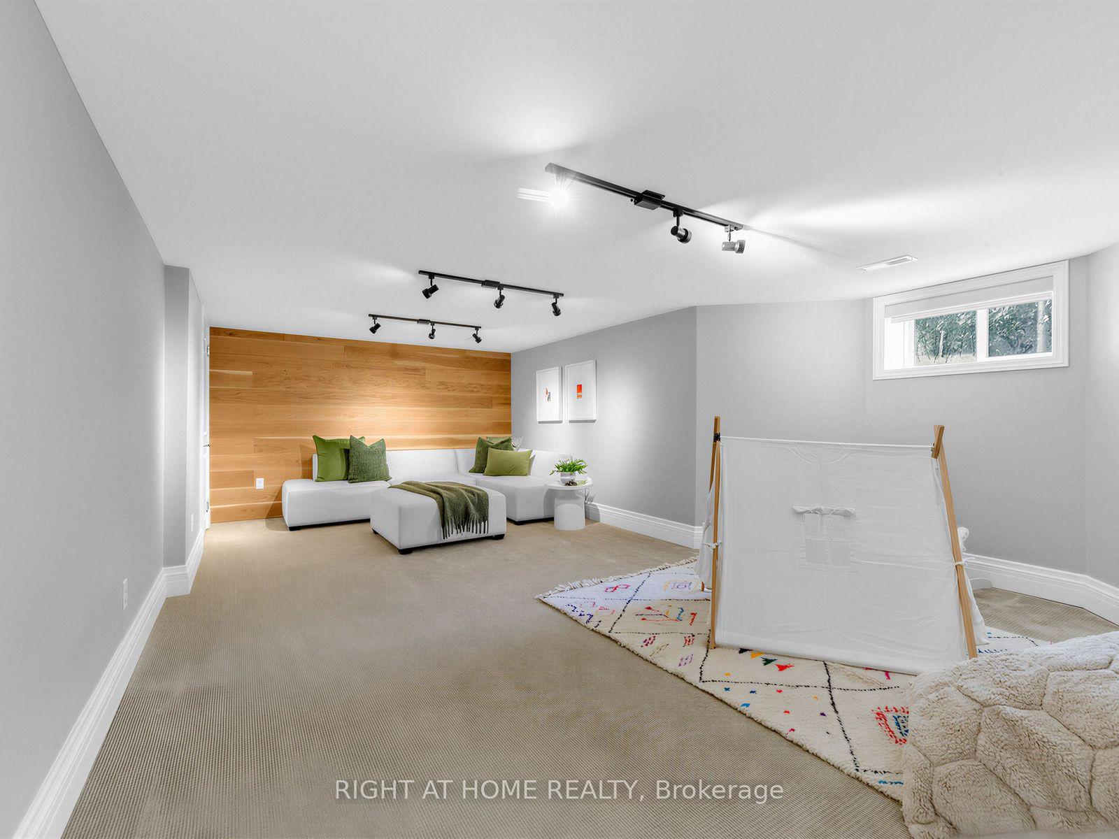 Photo 38 of 204 Glen Road, Toronto, Rosedale-Moore Park — HOMEH