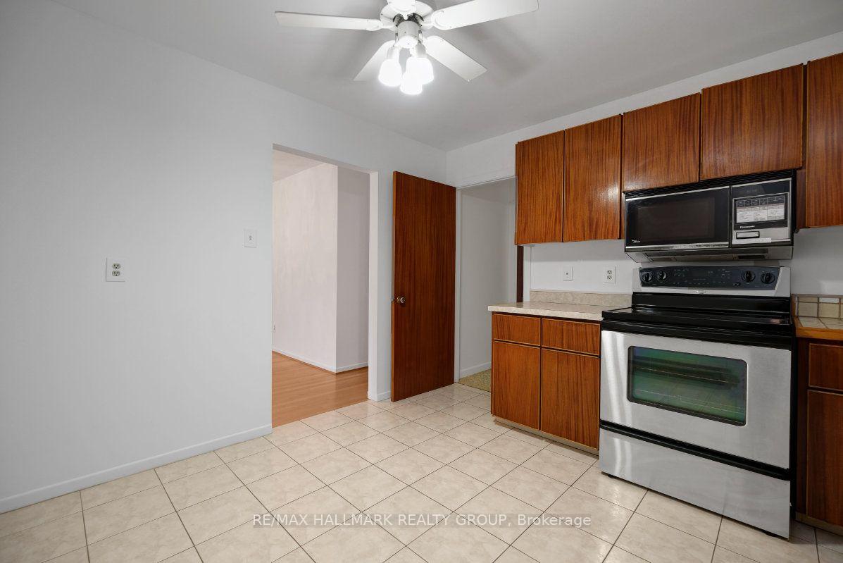 Photo 16 of 175 Carillon Street, Ottawa, Vanier — HOMEH