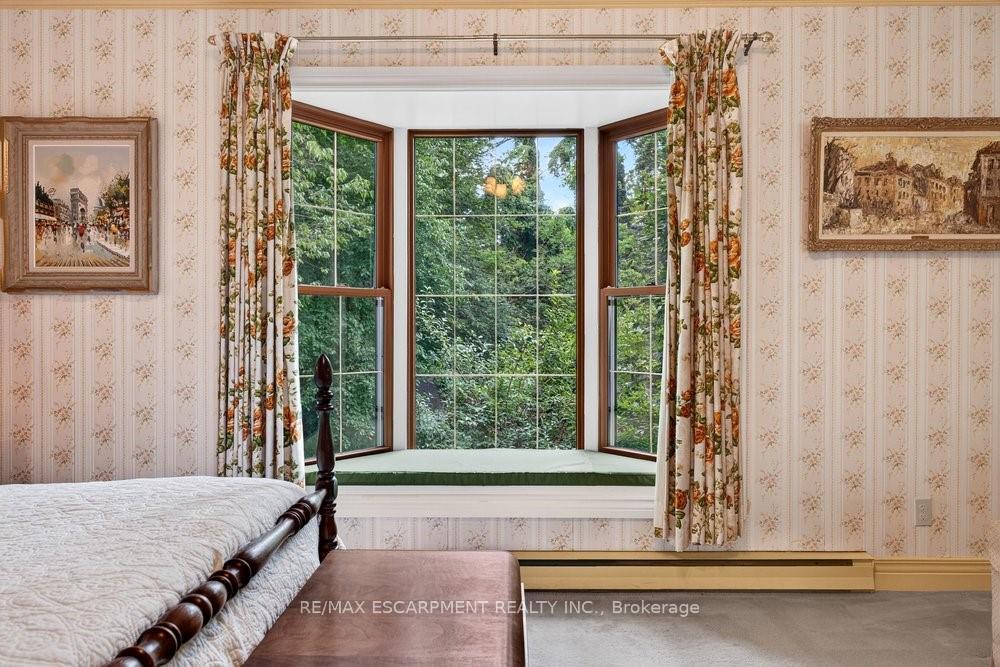 Photo 14 of 230 Morrison Road, Oakville, Morrison — HOMEH