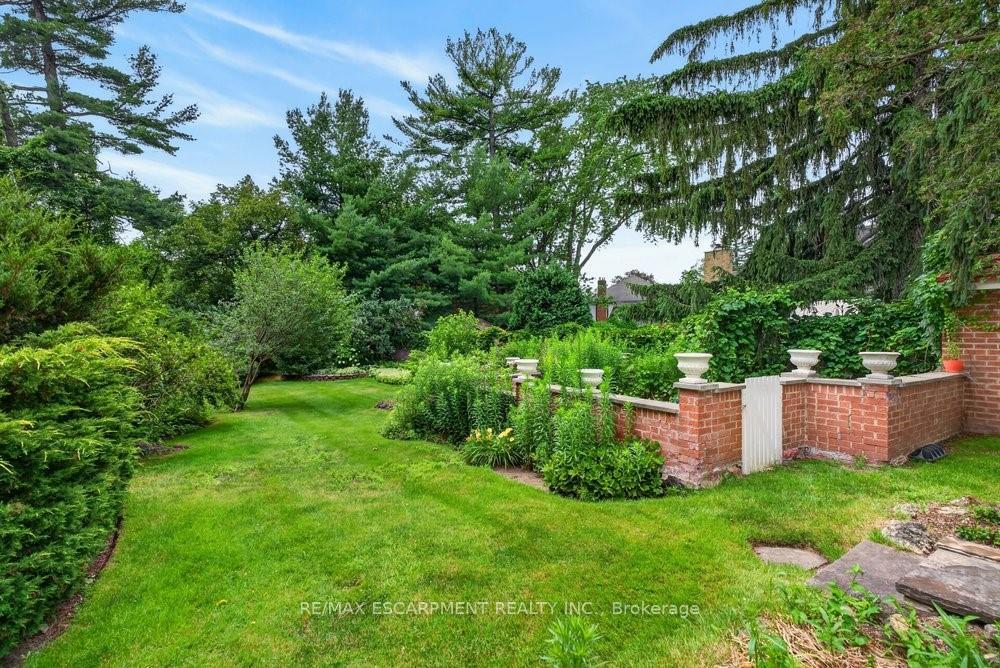 Photo 25 of 230 Morrison Road, Oakville, Morrison — HOMEH