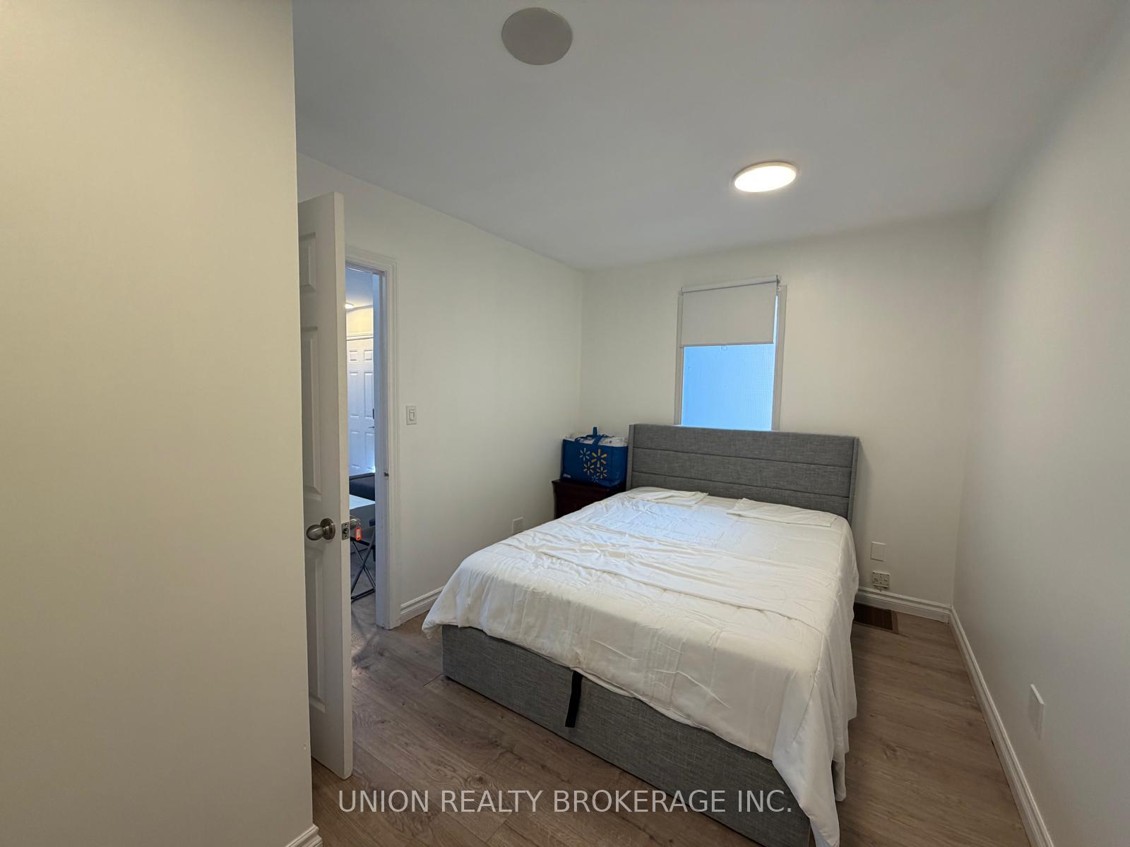 Photo 6 of Unit Upper, 73-B Willow Avenue, Toronto, The Beaches — HOMEH