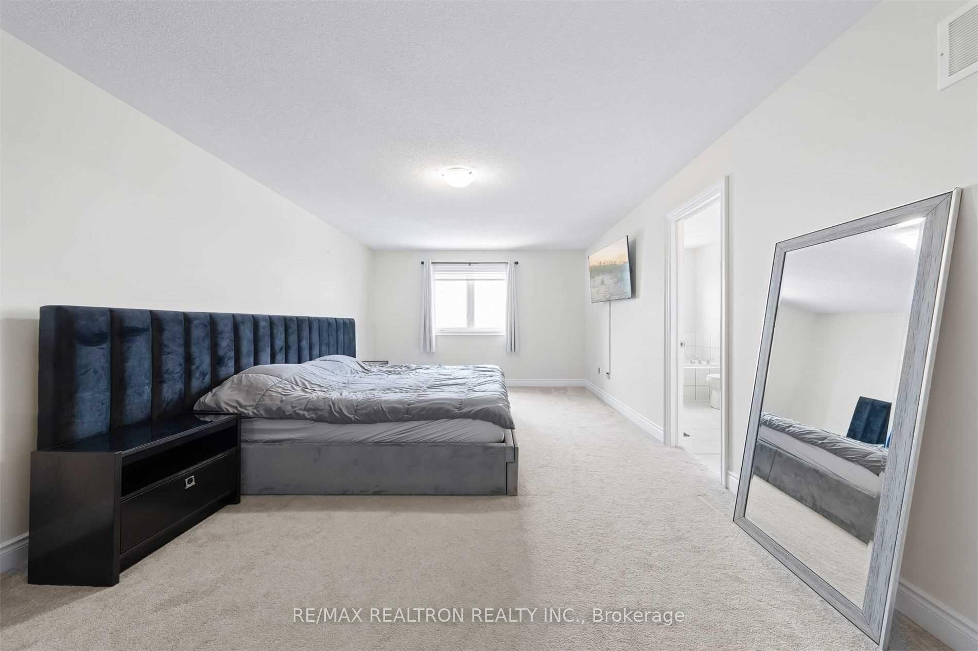 Photo 12 of 1172 Peelar Crescent, Innisfil, Lefroy — HOMEH