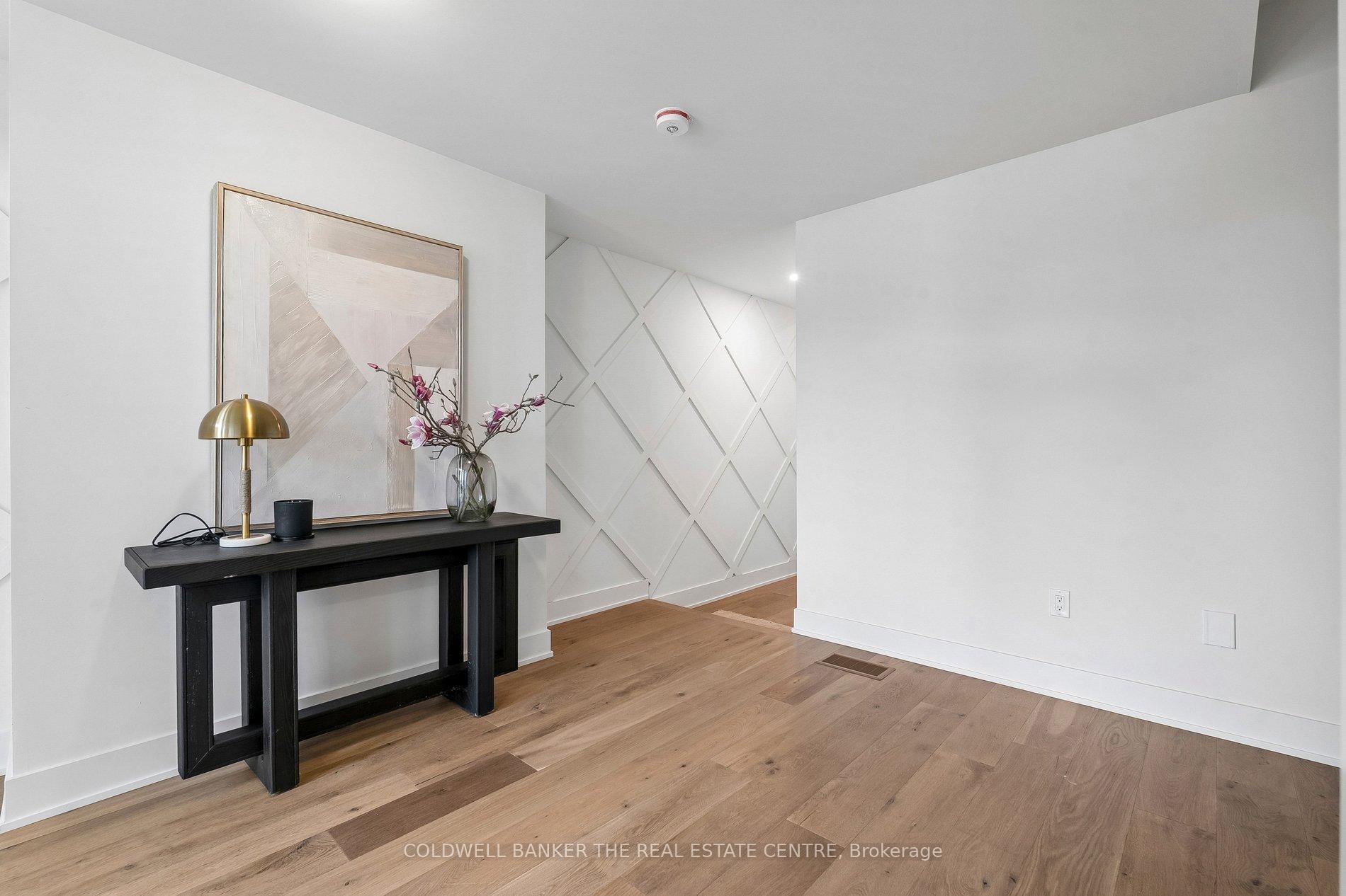 Photo 14 of 5 Ballinger Way, Uxbridge — HOMEH