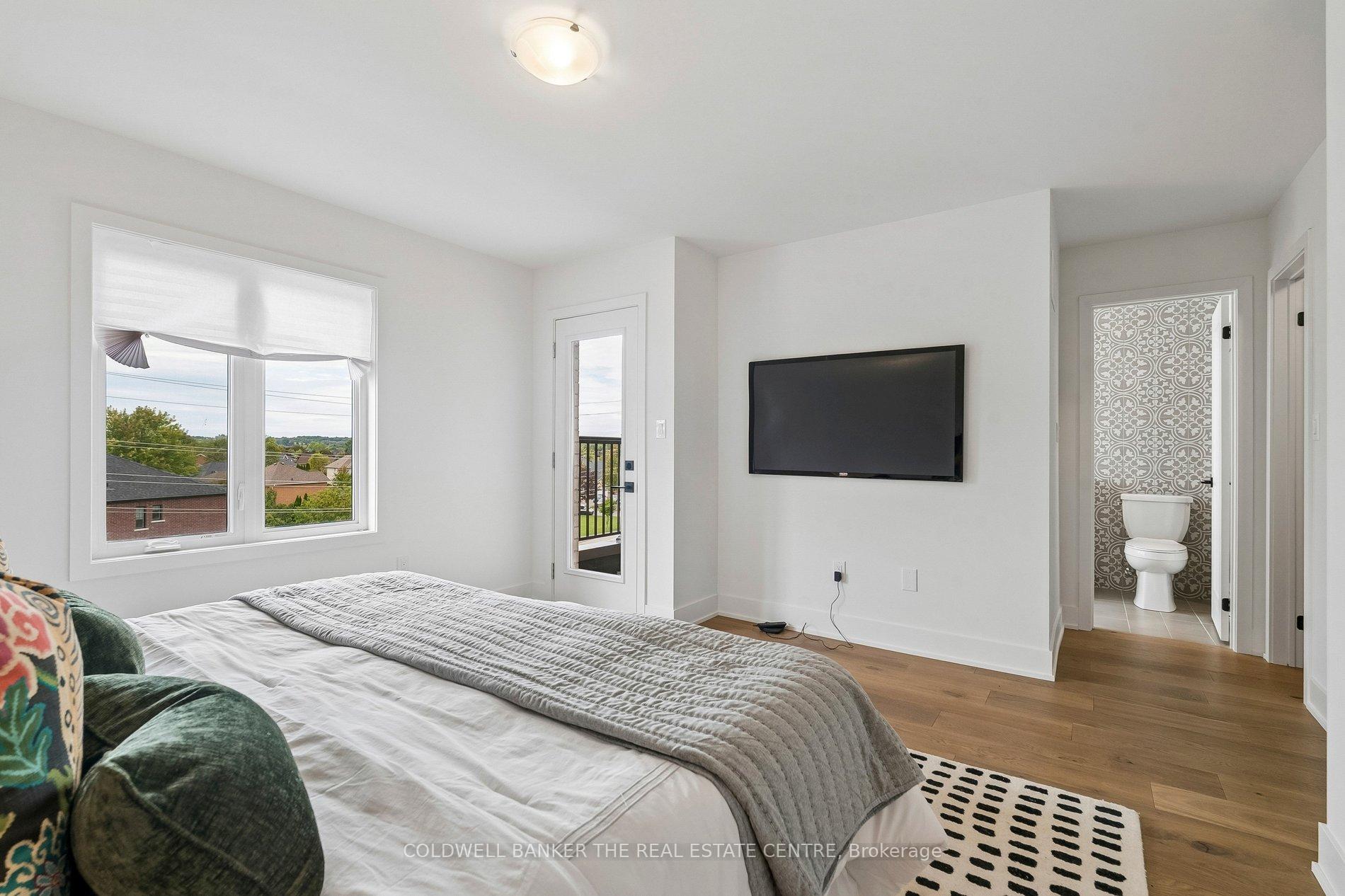 Photo 46 of 5 Ballinger Way, Uxbridge — HOMEH