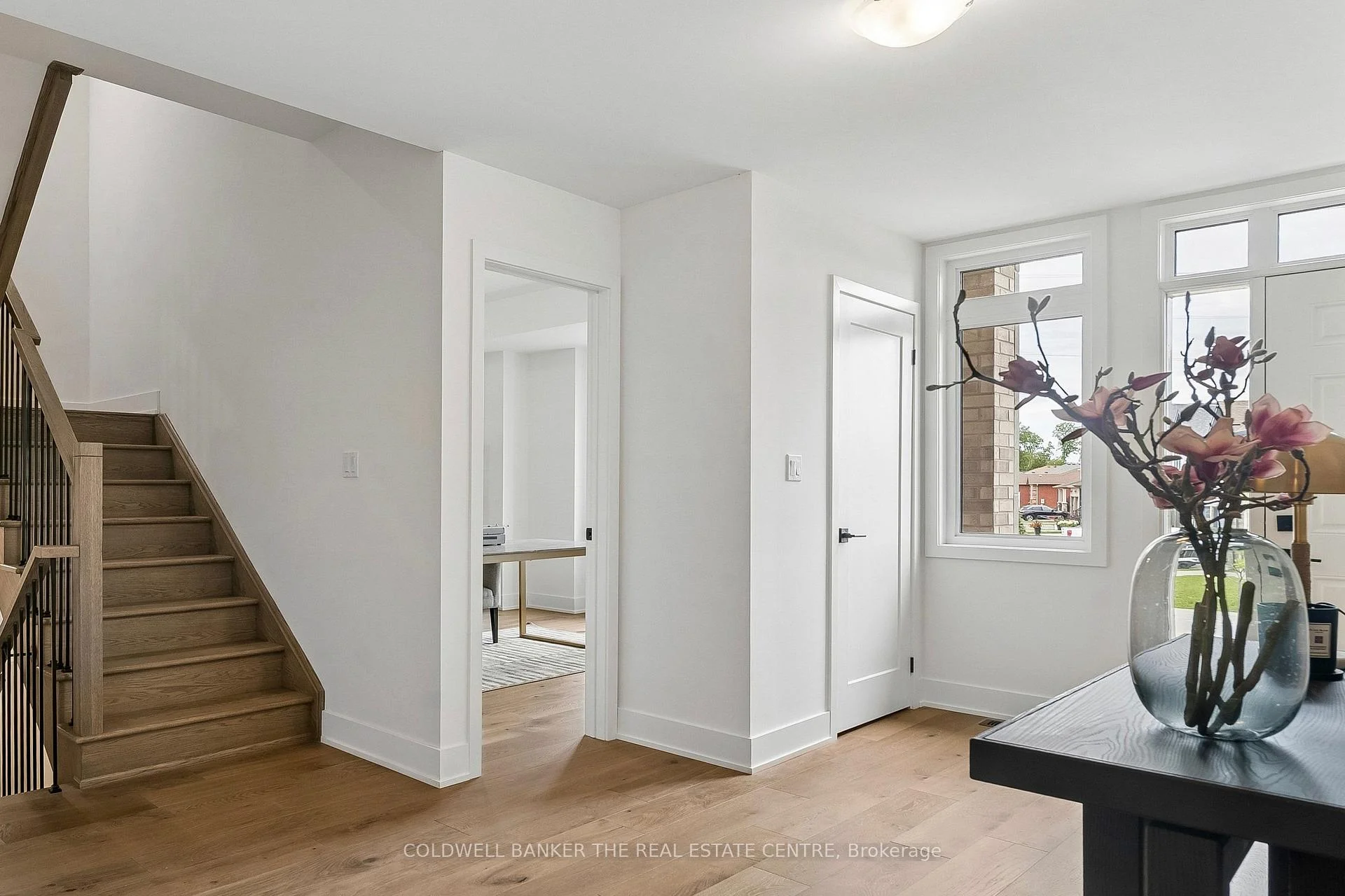 Photo 27 of 5 Ballinger Way, Uxbridge — HOMEH