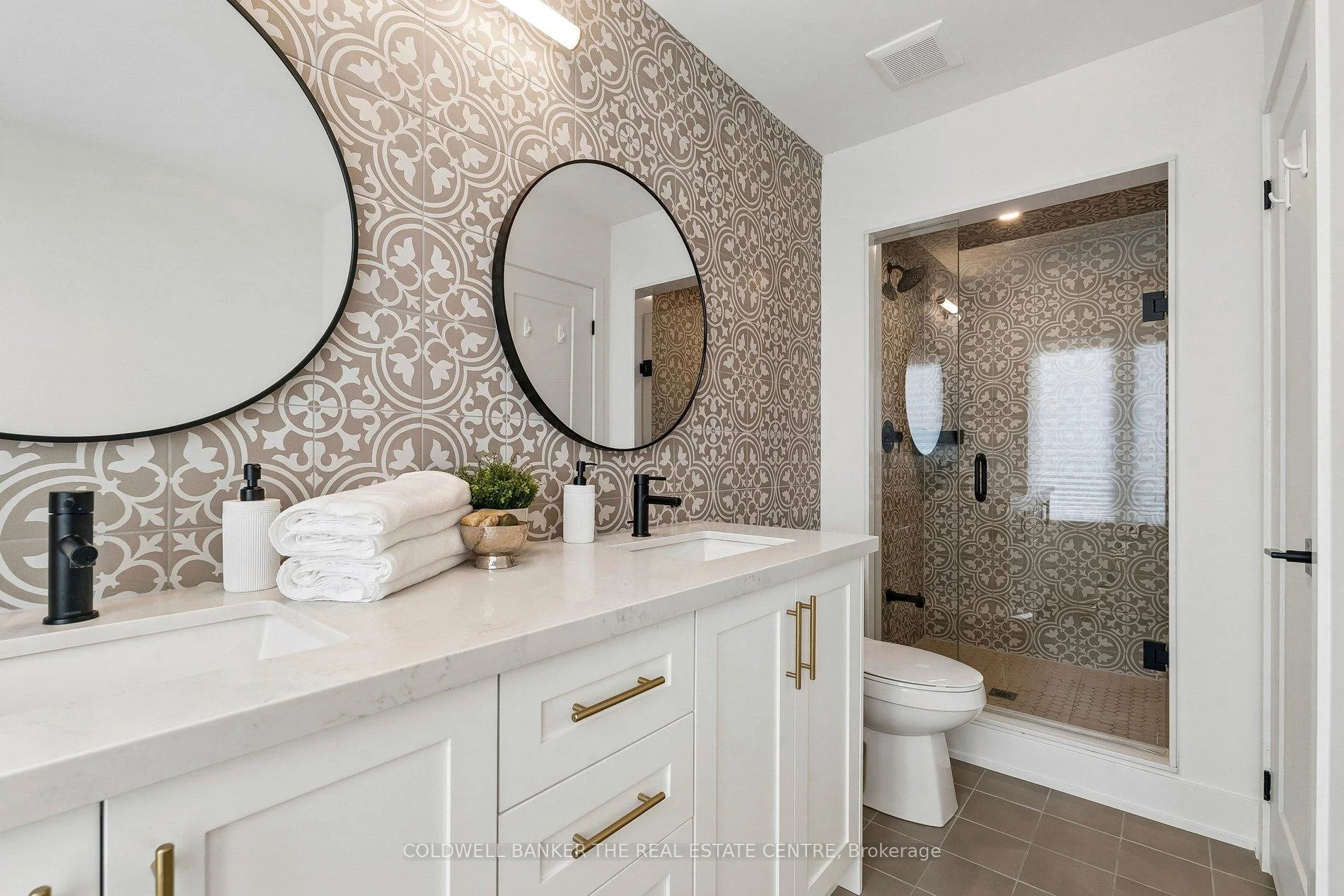 Photo 61 of 5 Ballinger Way, Uxbridge — HOMEH