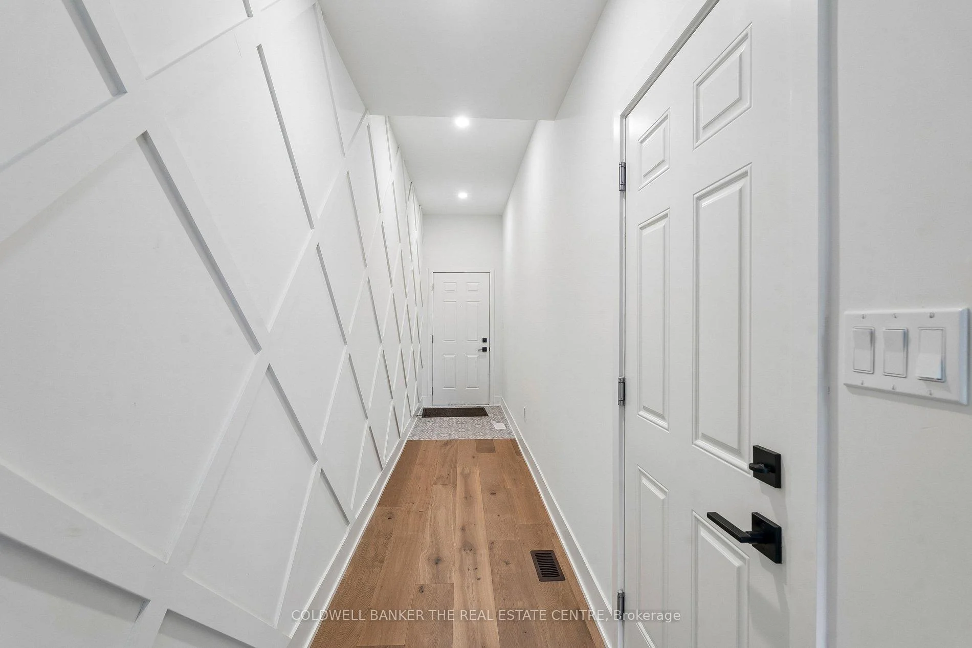 Photo 75 of 5 Ballinger Way, Uxbridge — HOMEH