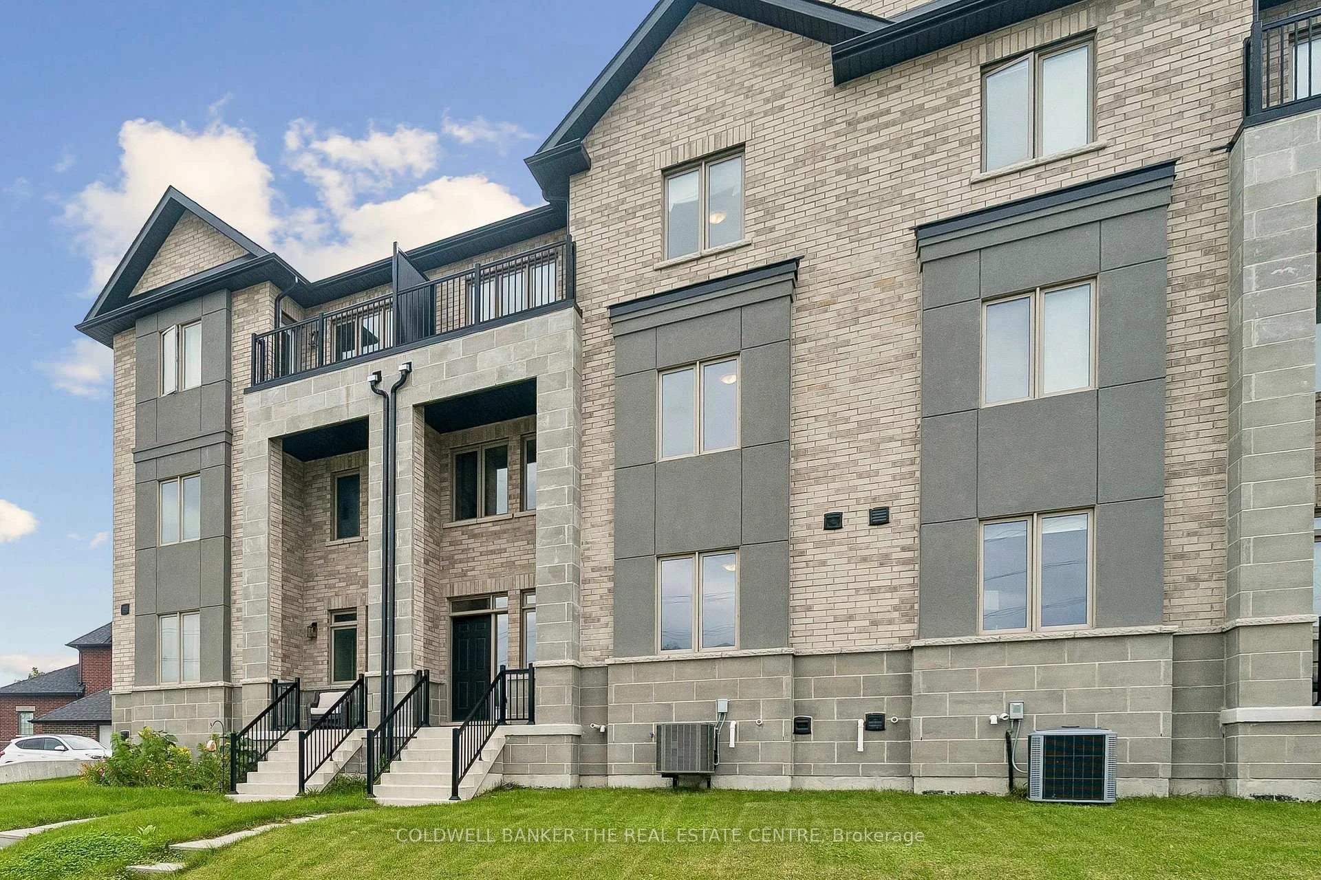 Photo 73 of 5 Ballinger Way, Uxbridge — HOMEH