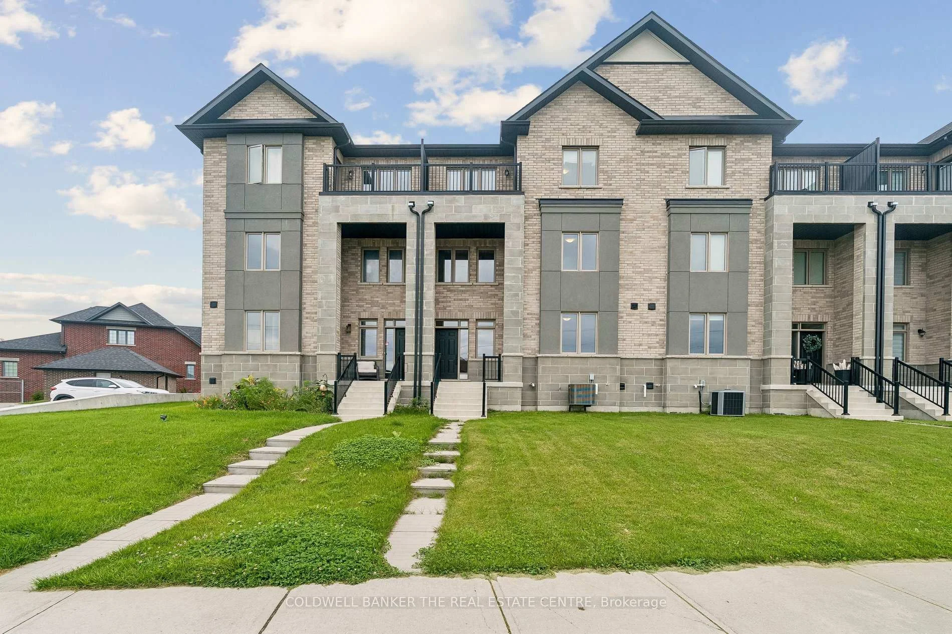 Photo 82 of 5 Ballinger Way, Uxbridge — HOMEH