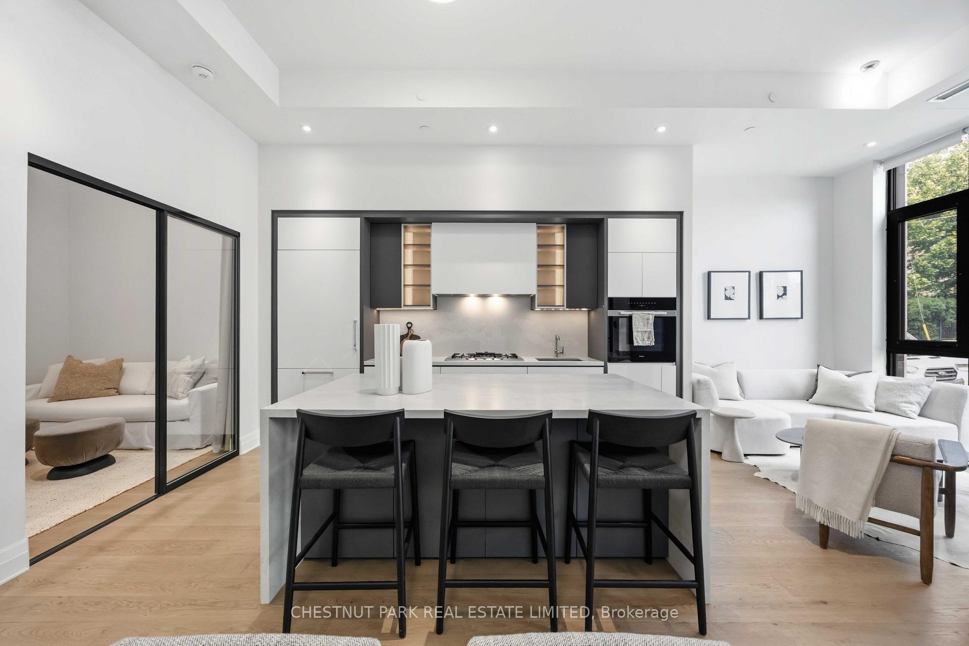 Photo 3 of Unit 101, 2 Forest Hill Road, Toronto, Forest Hill South — HOMEH