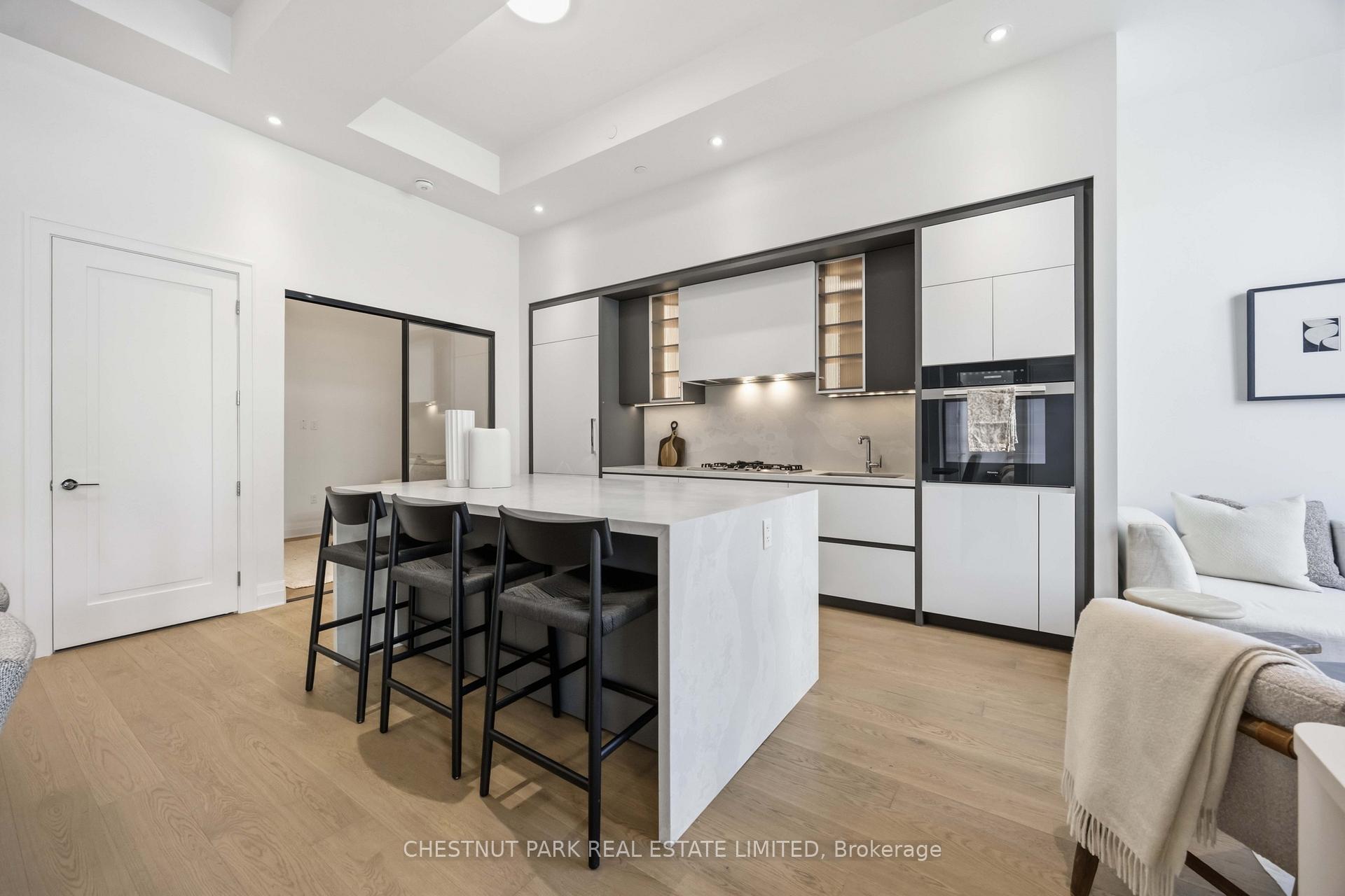 Photo 7 of Unit 101, 2 Forest Hill Road, Toronto, Forest Hill South — HOMEH
