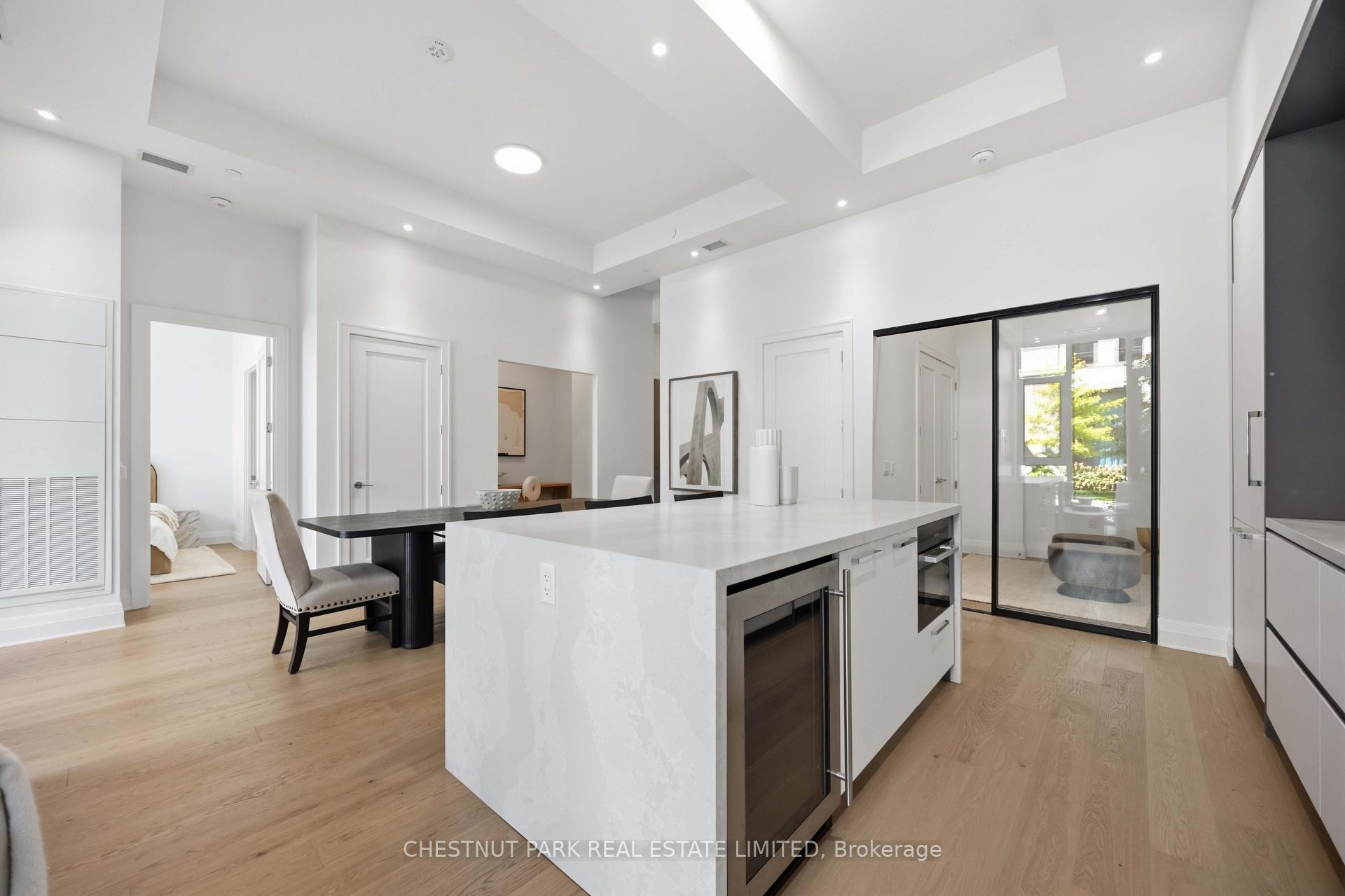 Photo 11 of Unit 101, 2 Forest Hill Road, Toronto, Forest Hill South — HOMEH