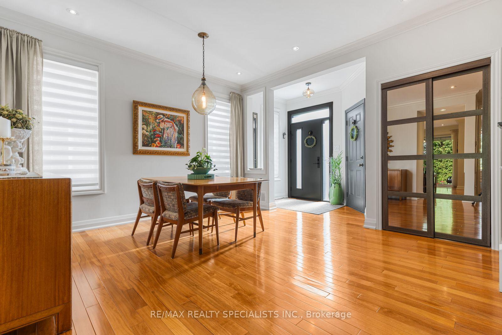 Photo 4 of 3602 Forest Bluff Crescent, Mississauga, Lisgar — HOMEH