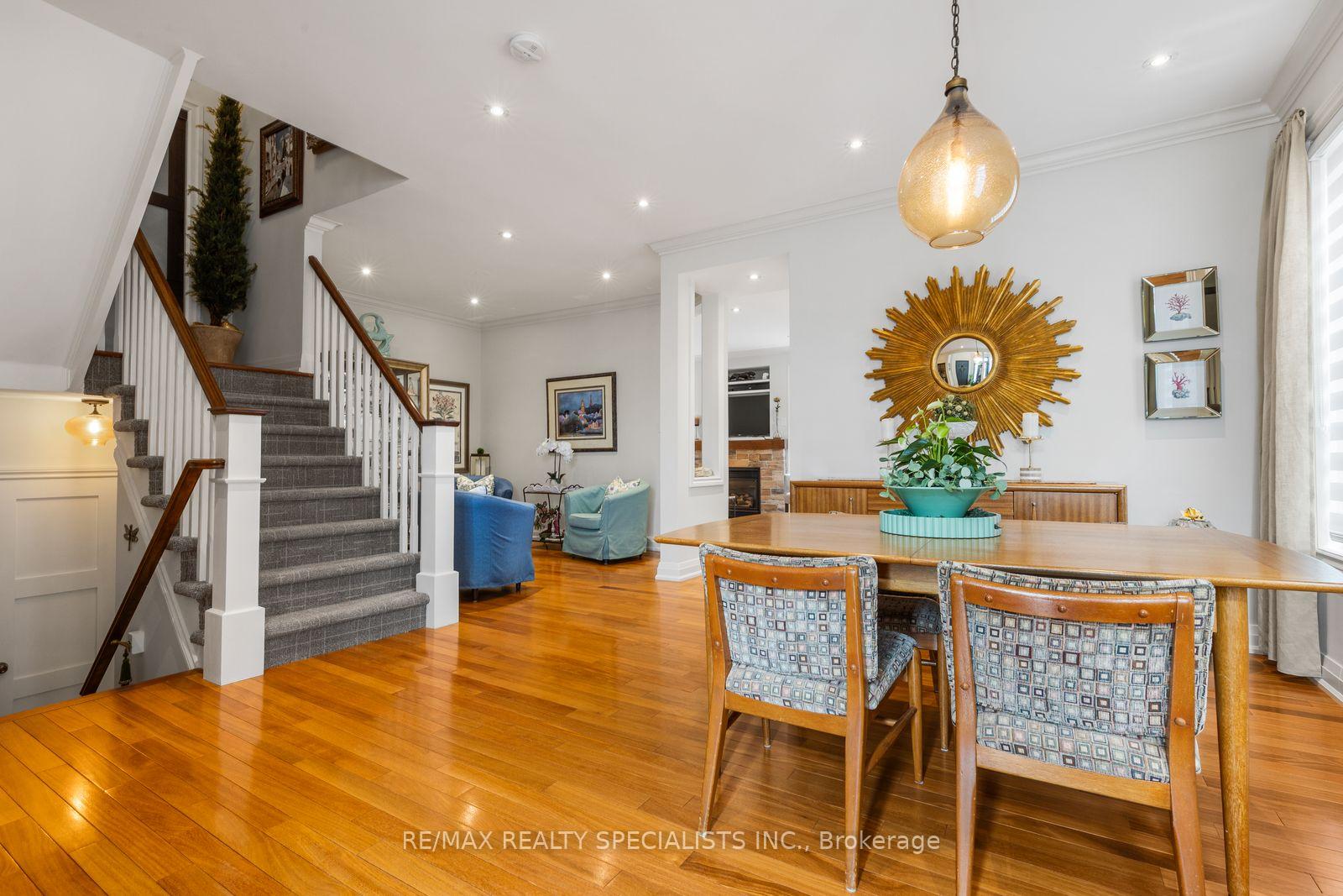 Photo 6 of 3602 Forest Bluff Crescent, Mississauga, Lisgar — HOMEH