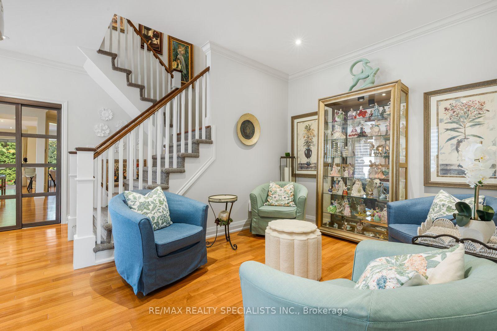 Photo 8 of 3602 Forest Bluff Crescent, Mississauga, Lisgar — HOMEH