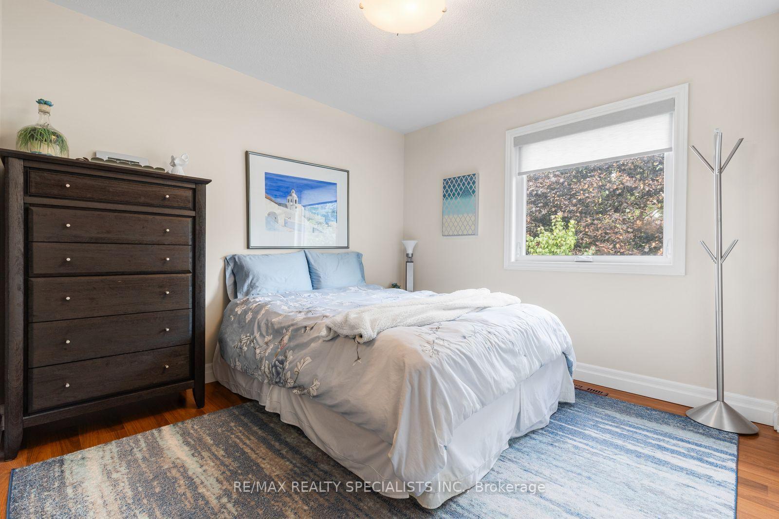 Photo 27 of 3602 Forest Bluff Crescent, Mississauga, Lisgar — HOMEH
