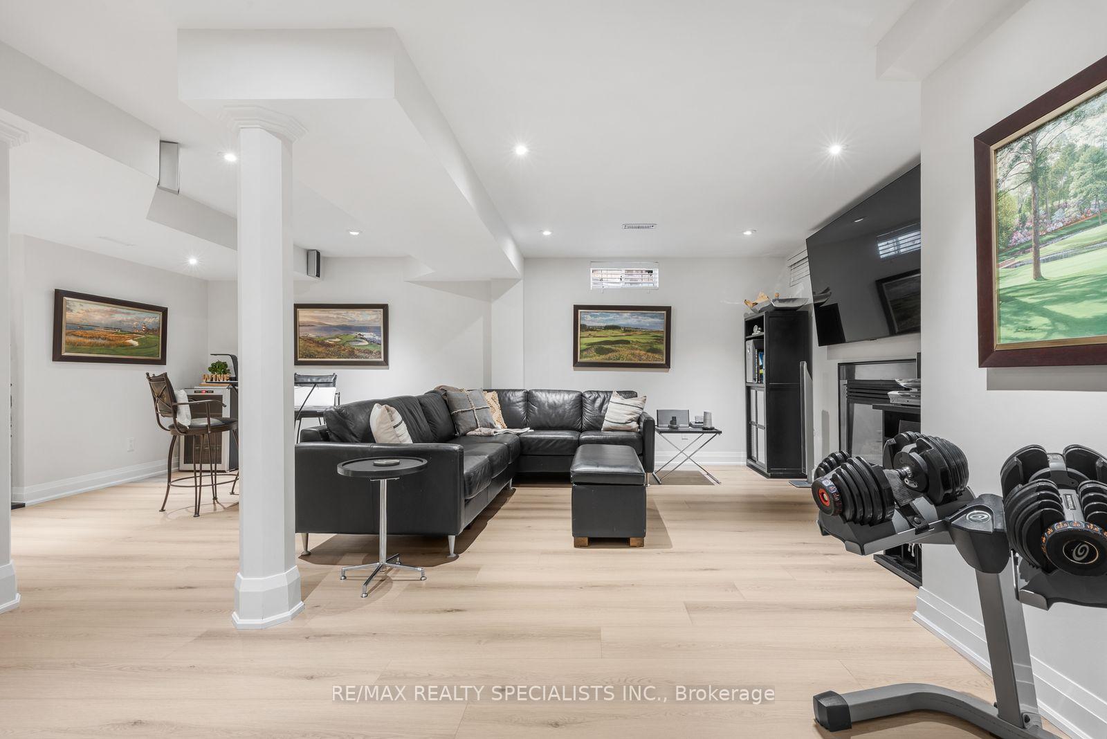 Photo 31 of 3602 Forest Bluff Crescent, Mississauga, Lisgar — HOMEH