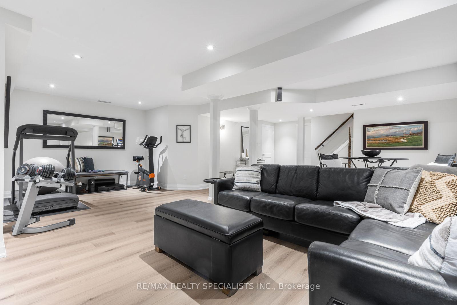 Photo 33 of 3602 Forest Bluff Crescent, Mississauga, Lisgar — HOMEH