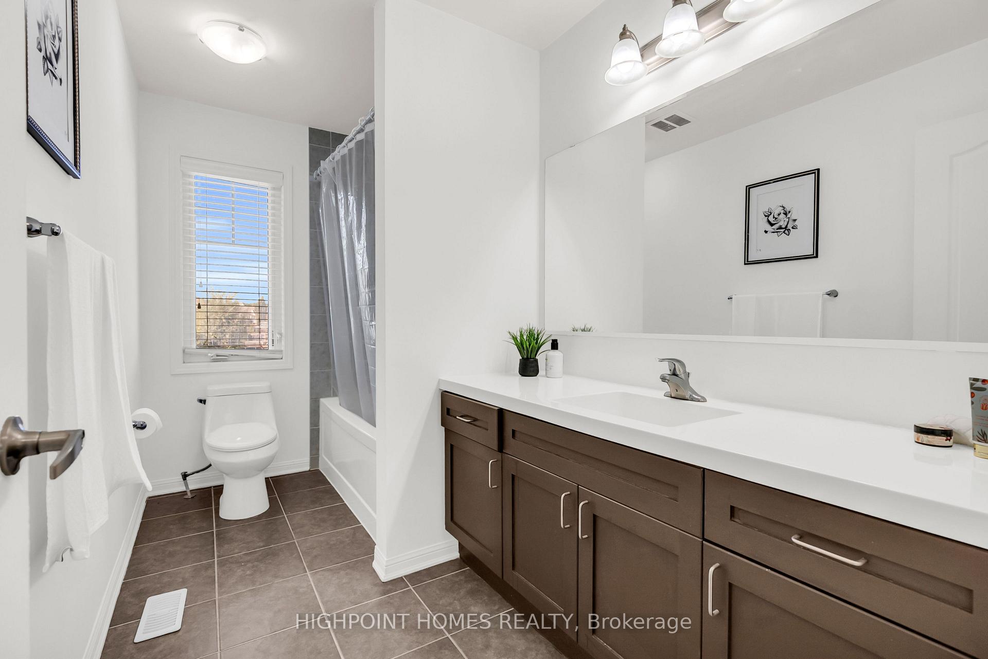 Photo 9 of 1802 Liatris Drive, Pickering, Duffin Heights — HOMEH