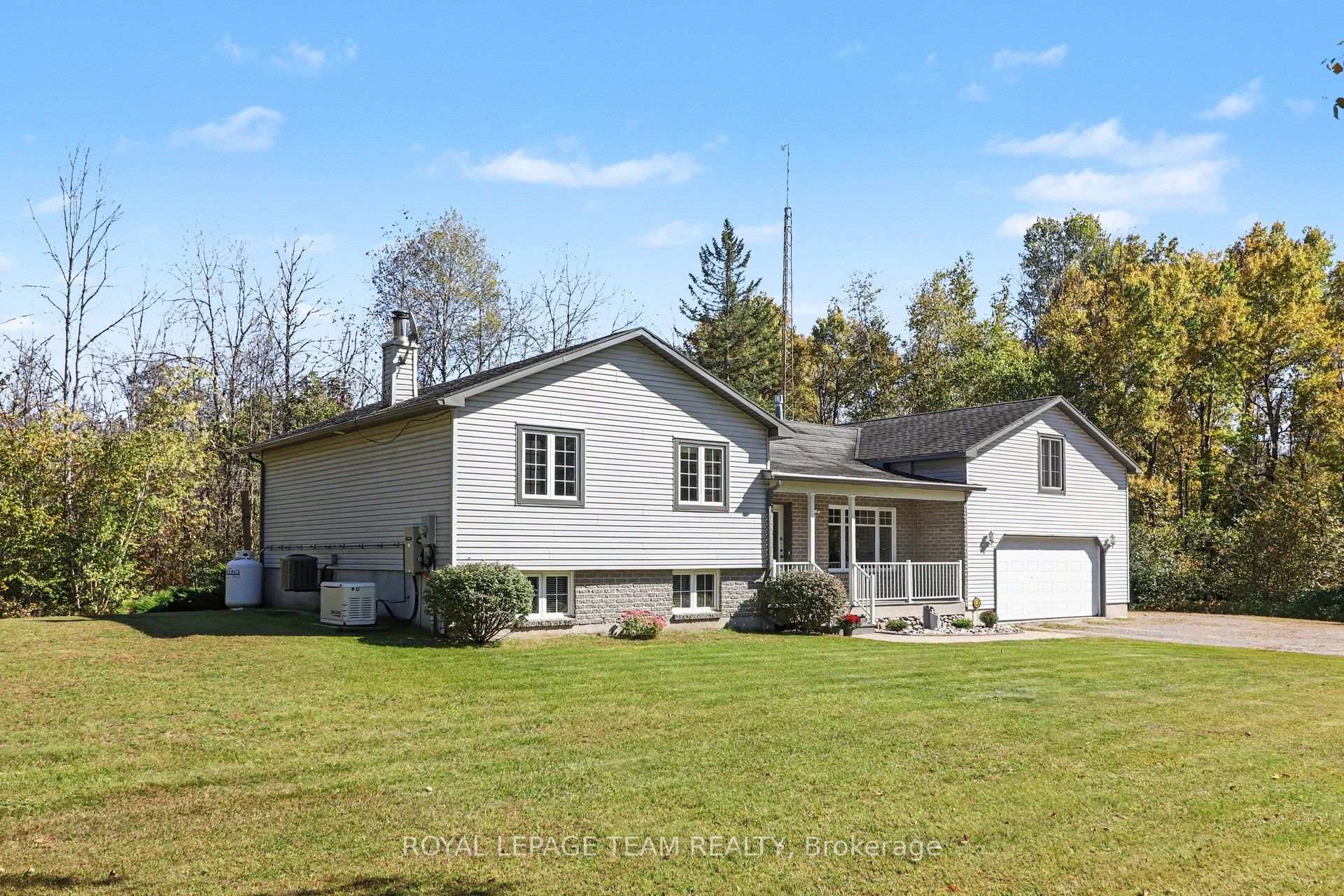 Photo 2 of 9161 County Rd. 44, Edwardsburgh/Cardinal, Edwardsburgh/Cardinal Twp — HOMEH