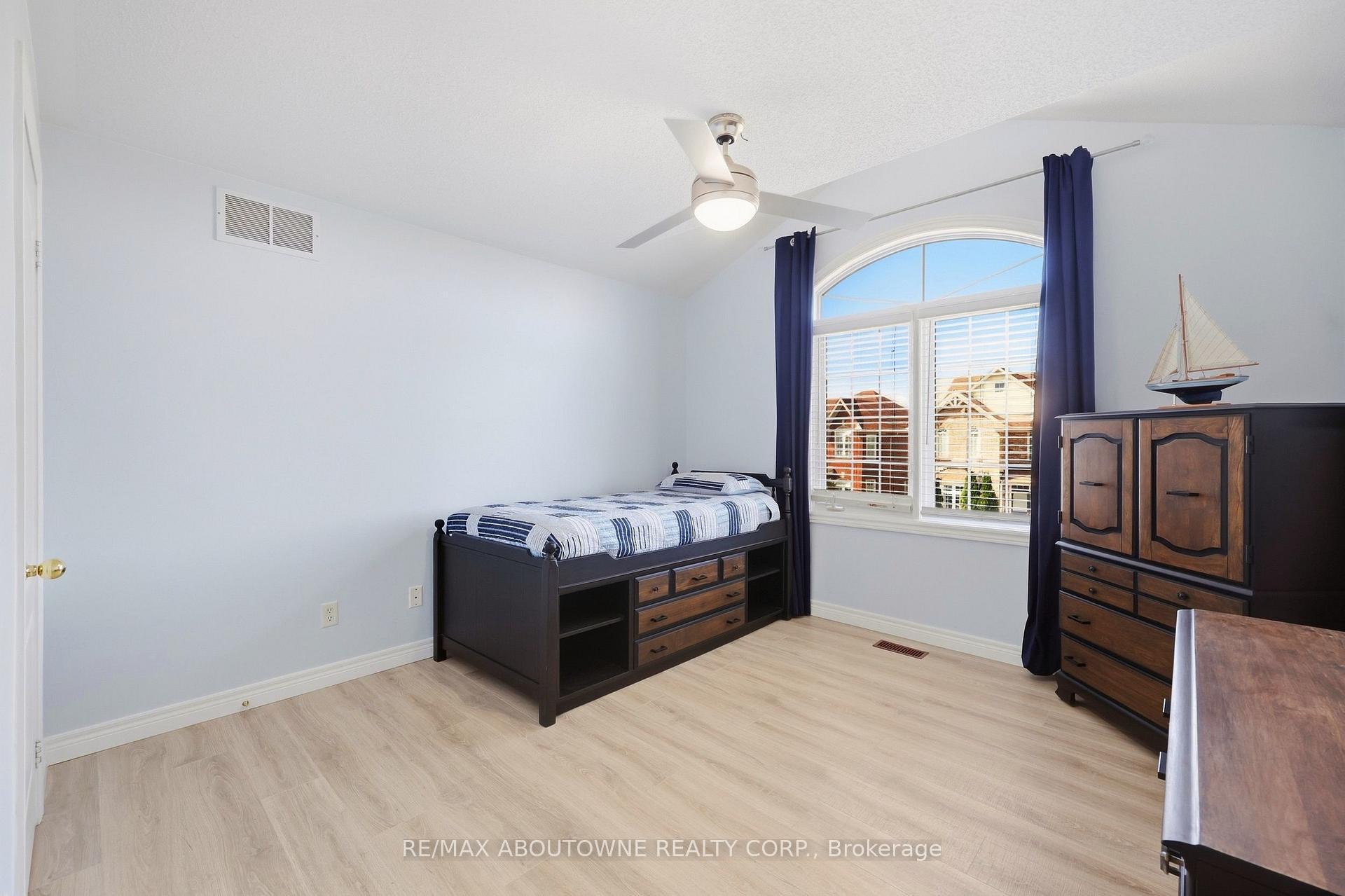 Photo 36 of 1094 Gorham Way, Milton, Clarke — HOMEH