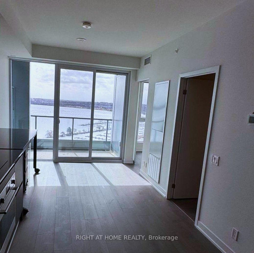 Photo 12 of Unit 2510, 39 Mary Street, Barrie, Lakeshore — HOMEH