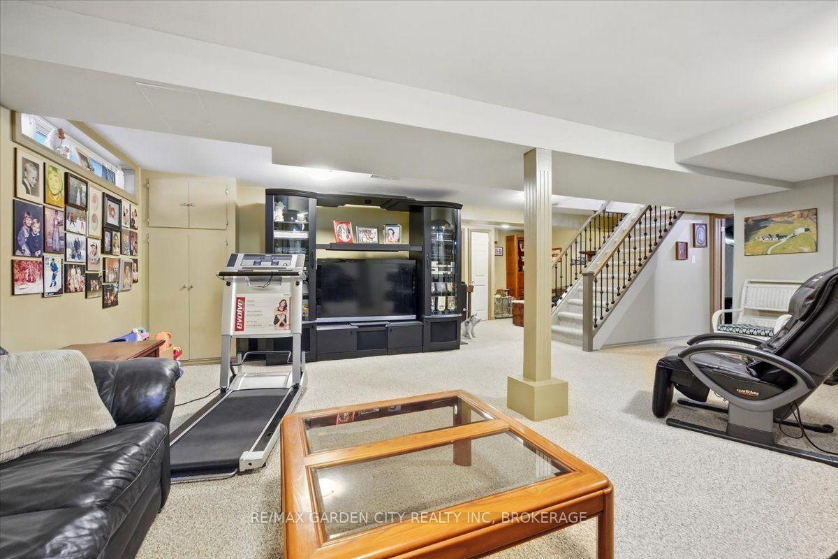 Photo 29 of 98 Village Road, St. Catharines, Glendale/Glenridge — HOMEH