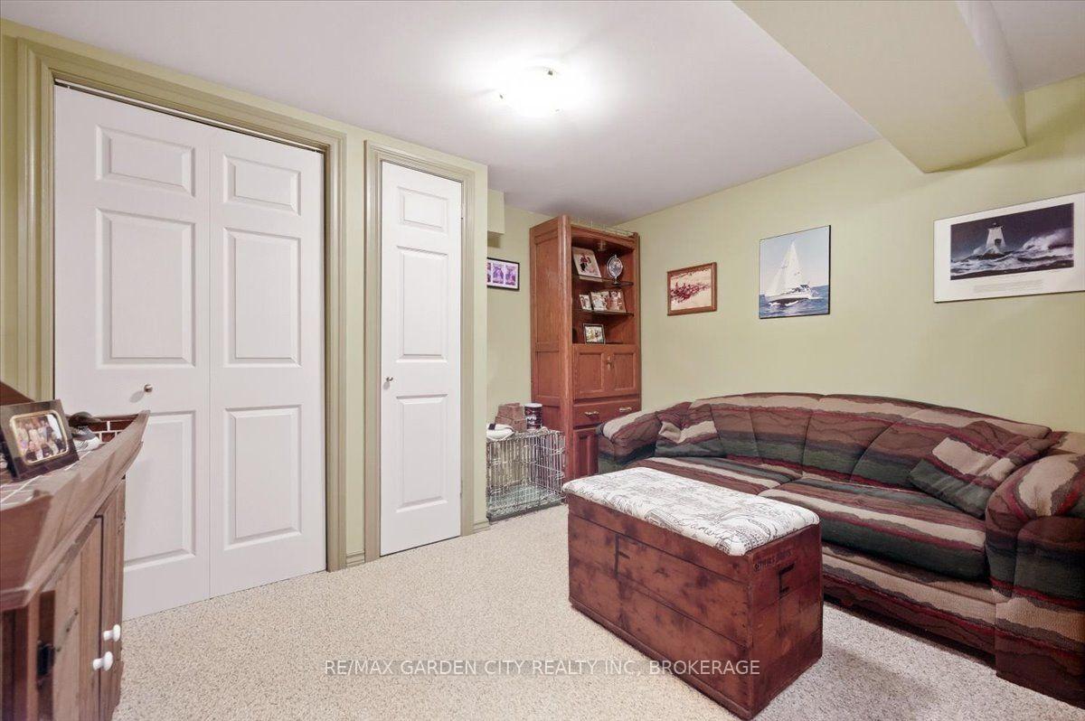 Photo 30 of 98 Village Road, St. Catharines, Glendale/Glenridge — HOMEH