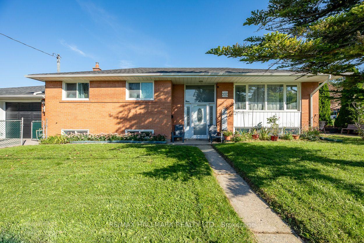 Photo 2 of 28 Fermoy Road, Scarborough, Cliffcrest — HOMEH