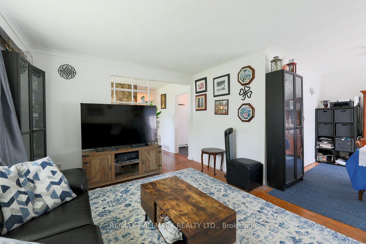 Photo 9 of 28 Fermoy Road, Scarborough, Cliffcrest — HOMEH
