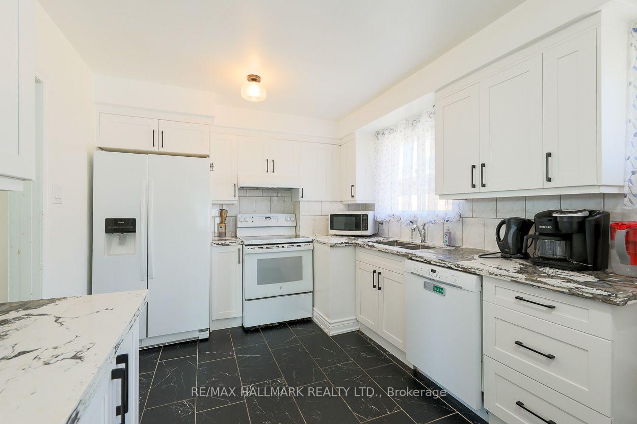 Photo 15 of 28 Fermoy Road, Scarborough, Cliffcrest — HOMEH