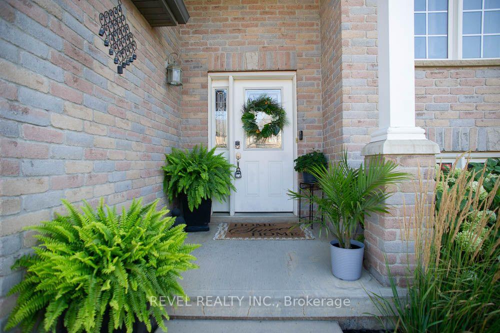 Photo 5 of 48 Nightingale Drive, Brantford, Empire South — HOMEH