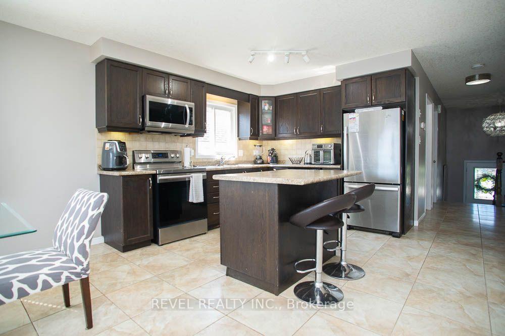 Photo 7 of 48 Nightingale Drive, Brantford, Empire South — HOMEH