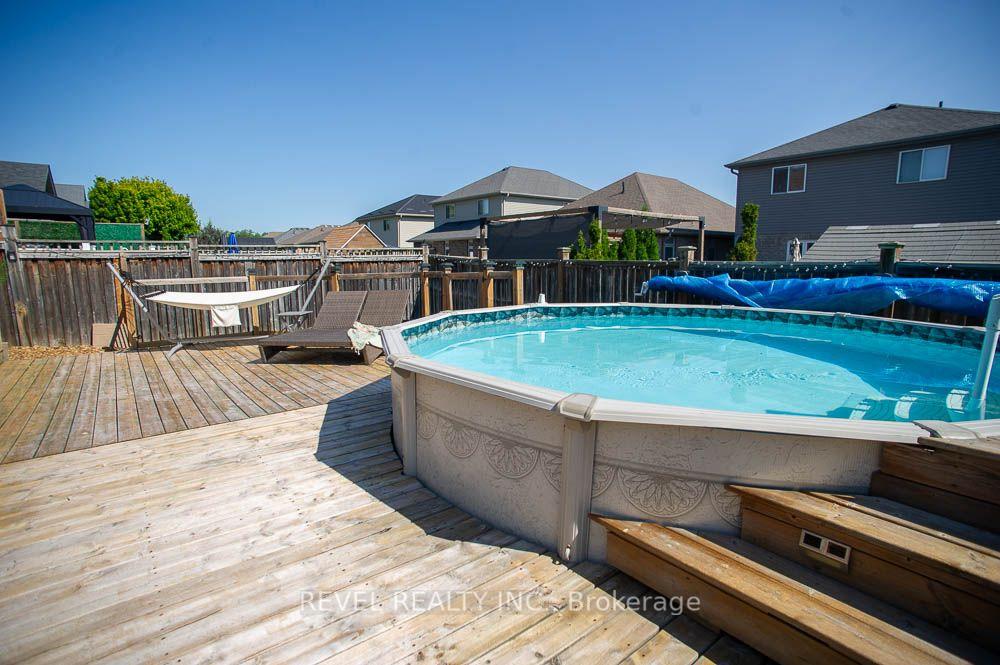 Photo 33 of 48 Nightingale Drive, Brantford, Empire South — HOMEH