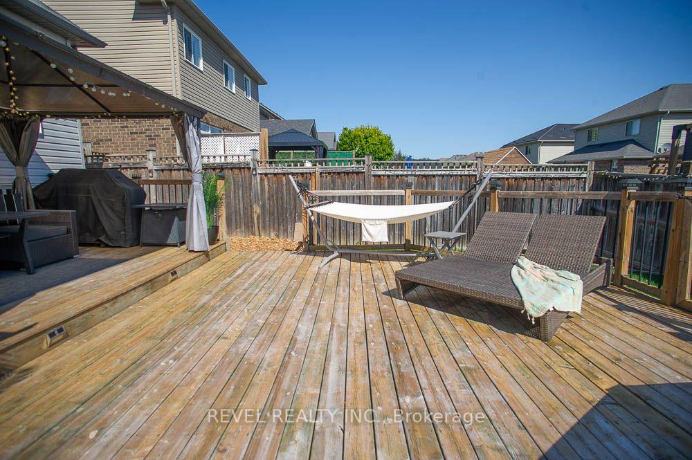 Photo 34 of 48 Nightingale Drive, Brantford, Empire South — HOMEH