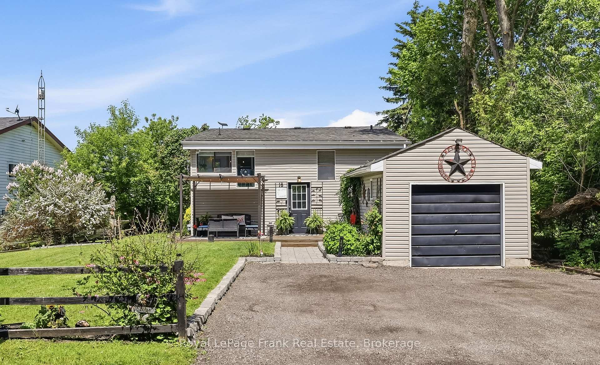 Photo 1 of 18 Armstrong Avenue, Scugog, Rural Scugog — HOMEH
